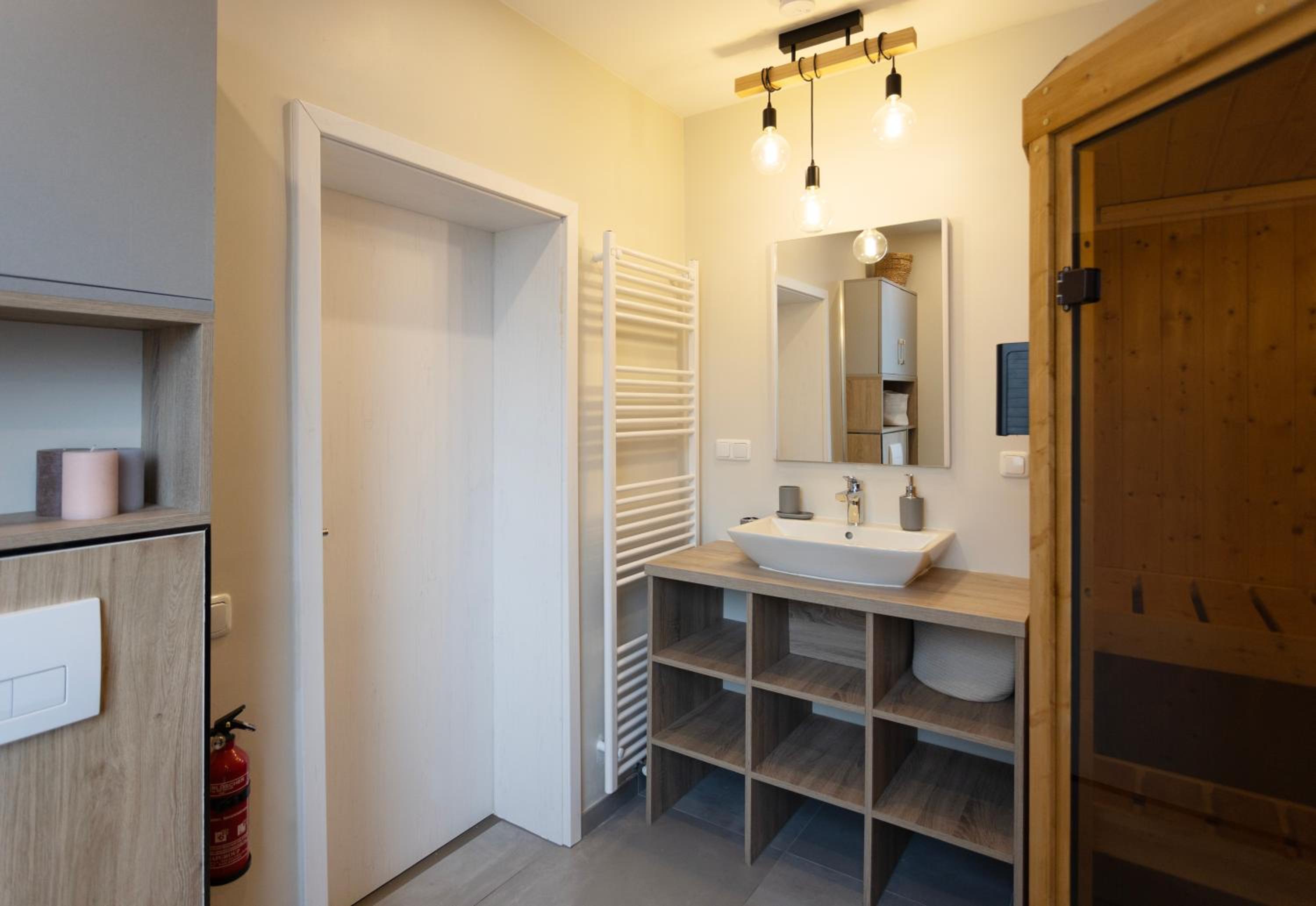 Huge apartment with Sauna and free parking