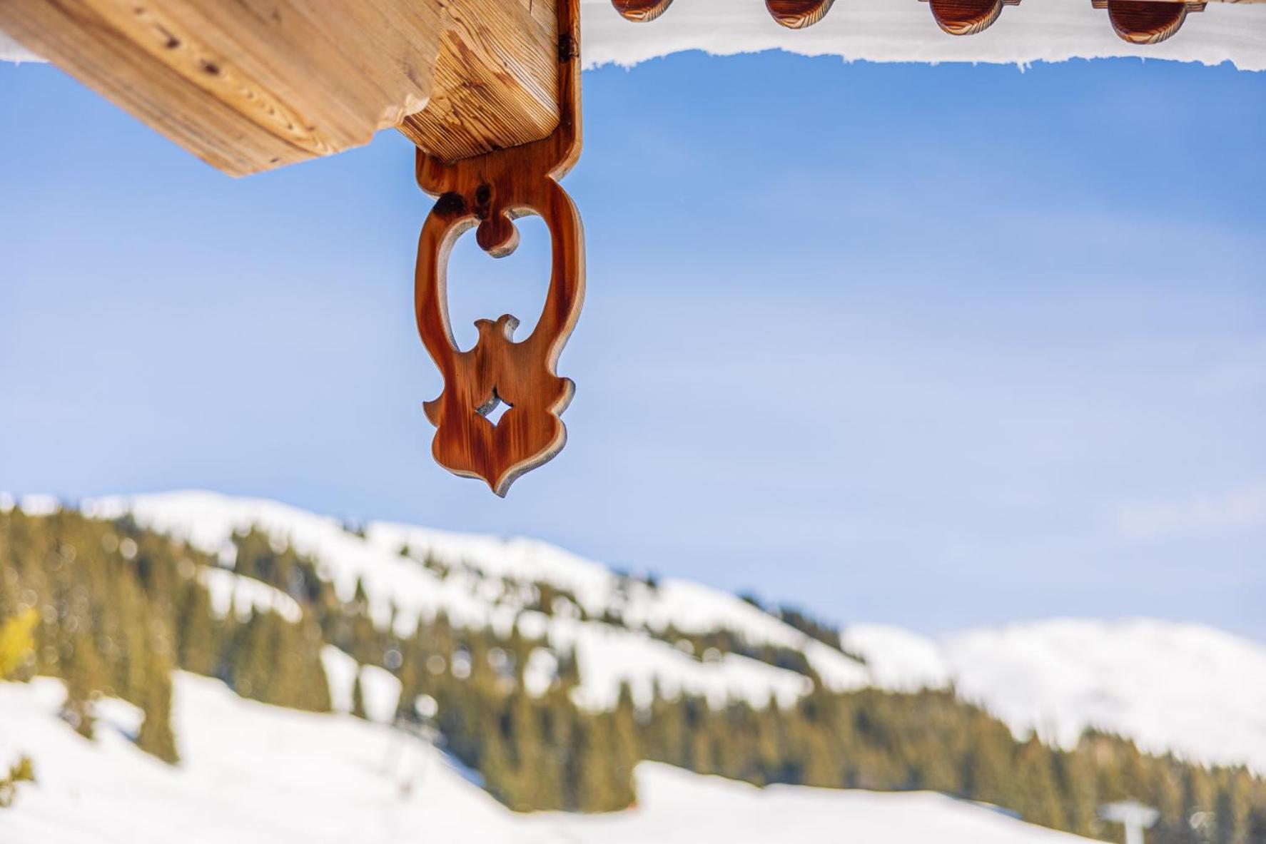 Wallegg Lodge - Alpine Premium Chalet - Ski In-Ski Out - Real Alpine Location Saalbach