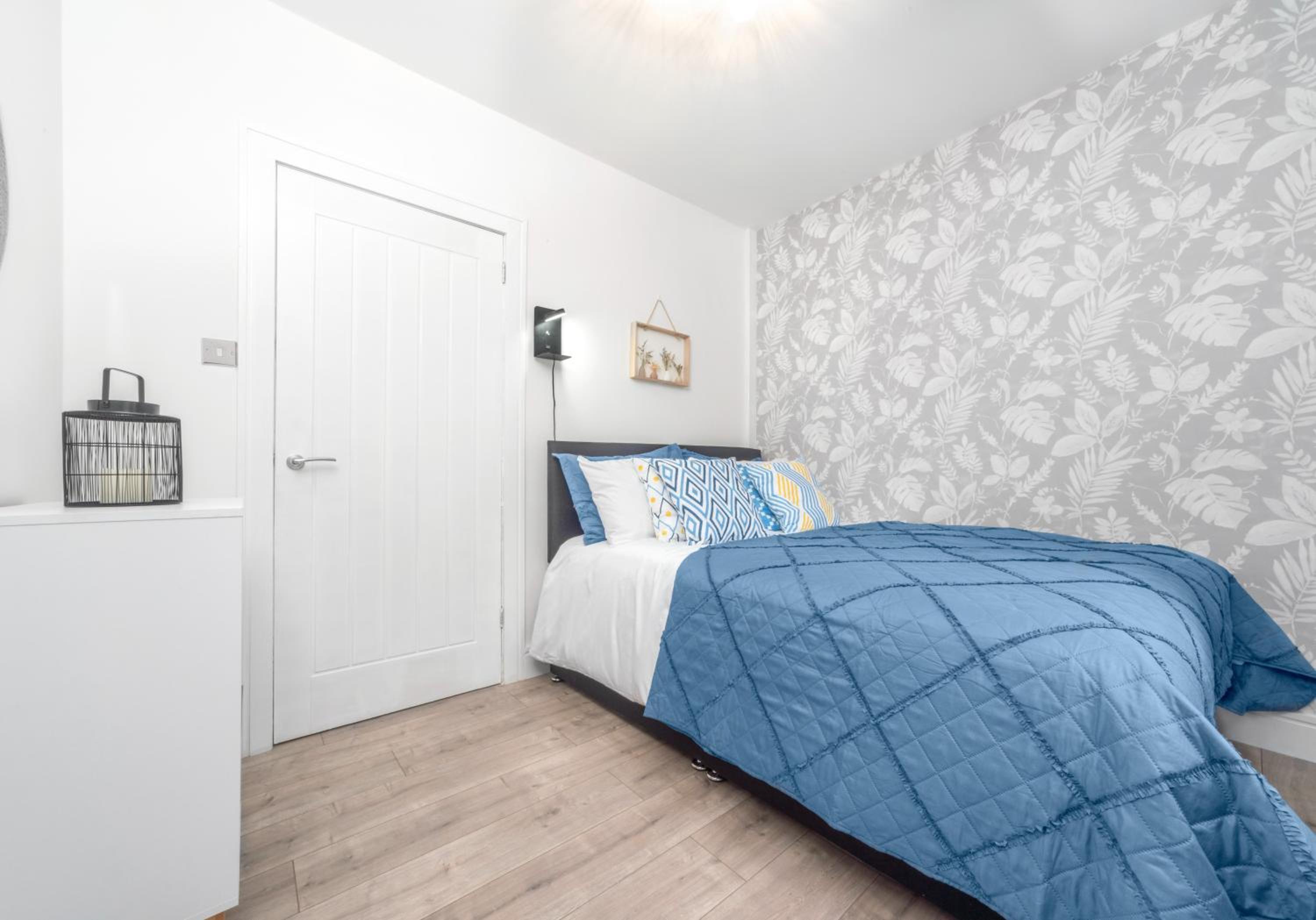 Sanderson Apartment by Klass Living Uddingston view 4