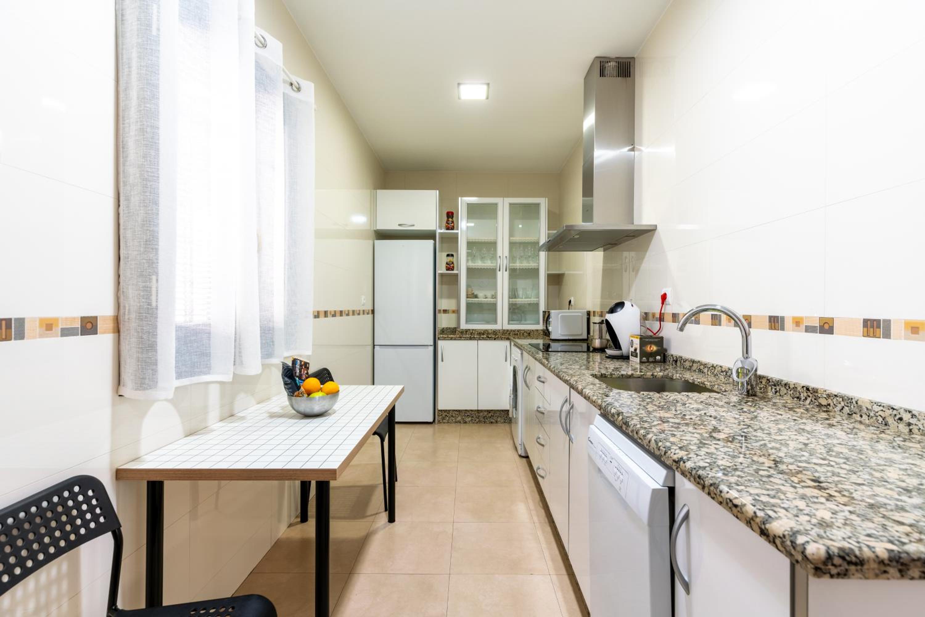 Center of Seville! Luxury apartment in Sevillian Manor House! view 3