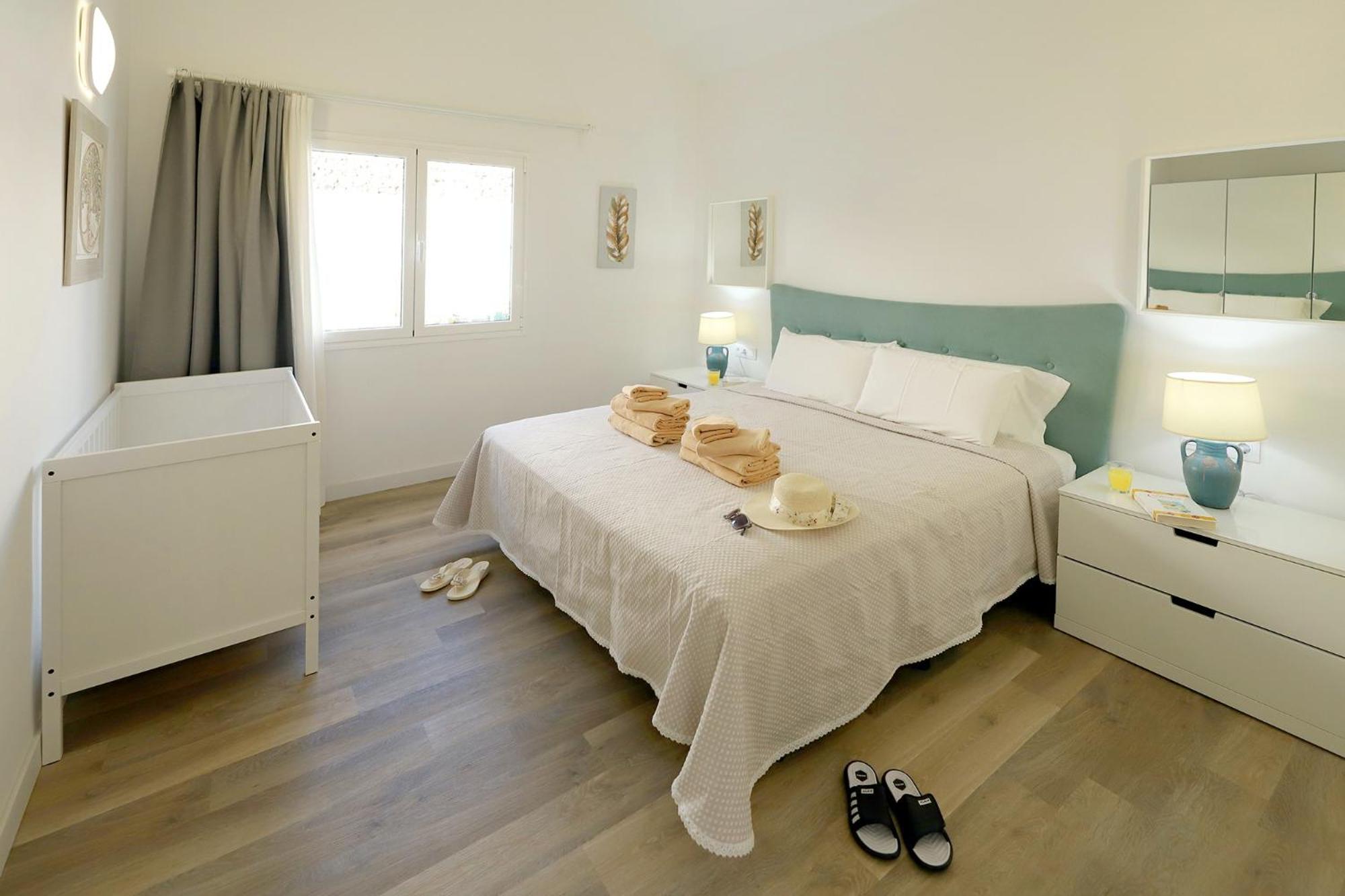 Luxury Puerto del Carmen Villa - 5 Bedrooms - Villa Kalina - Pool Table - Newly Refurbished view 5