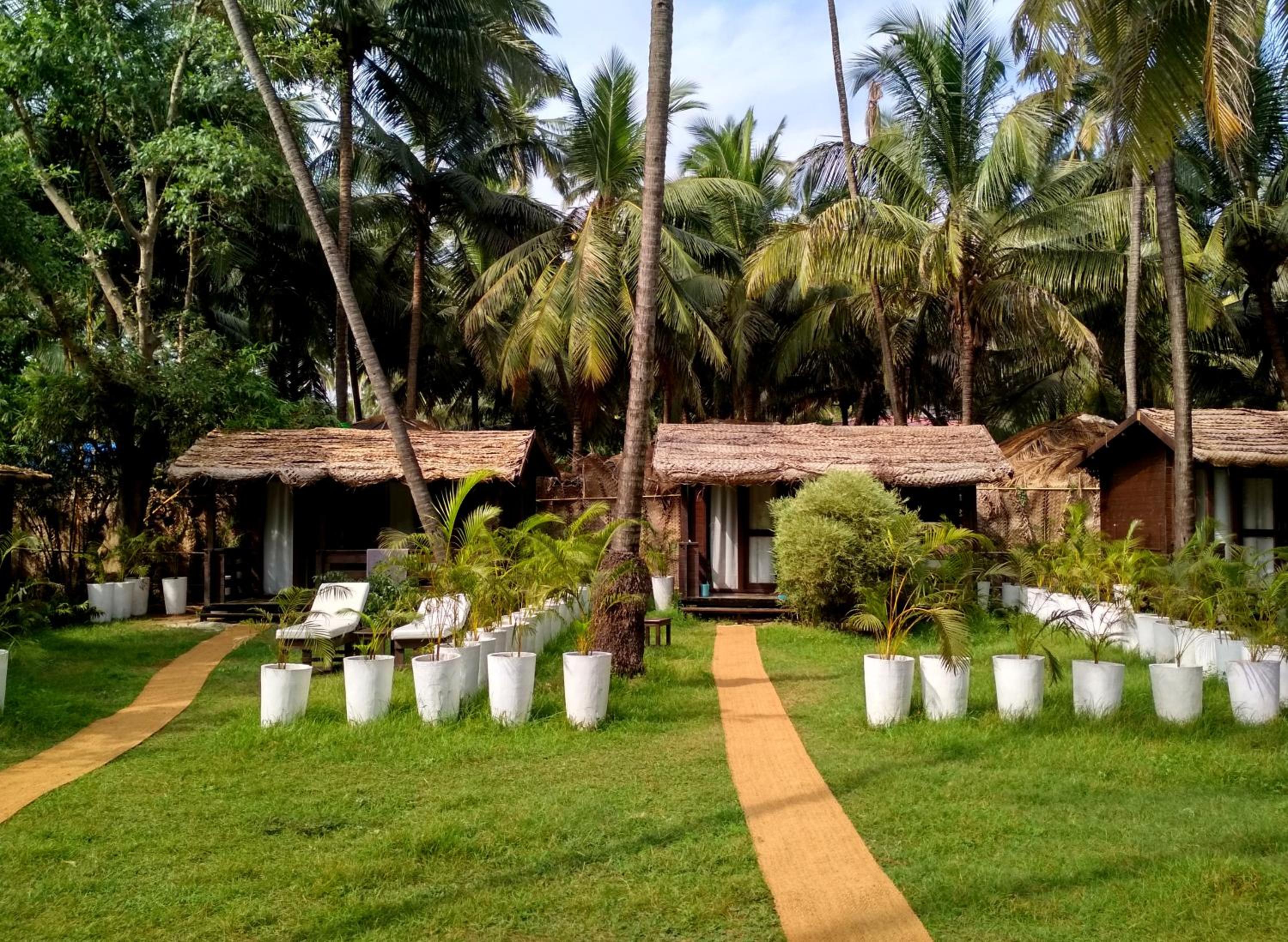 Mamagoa Beach Resort