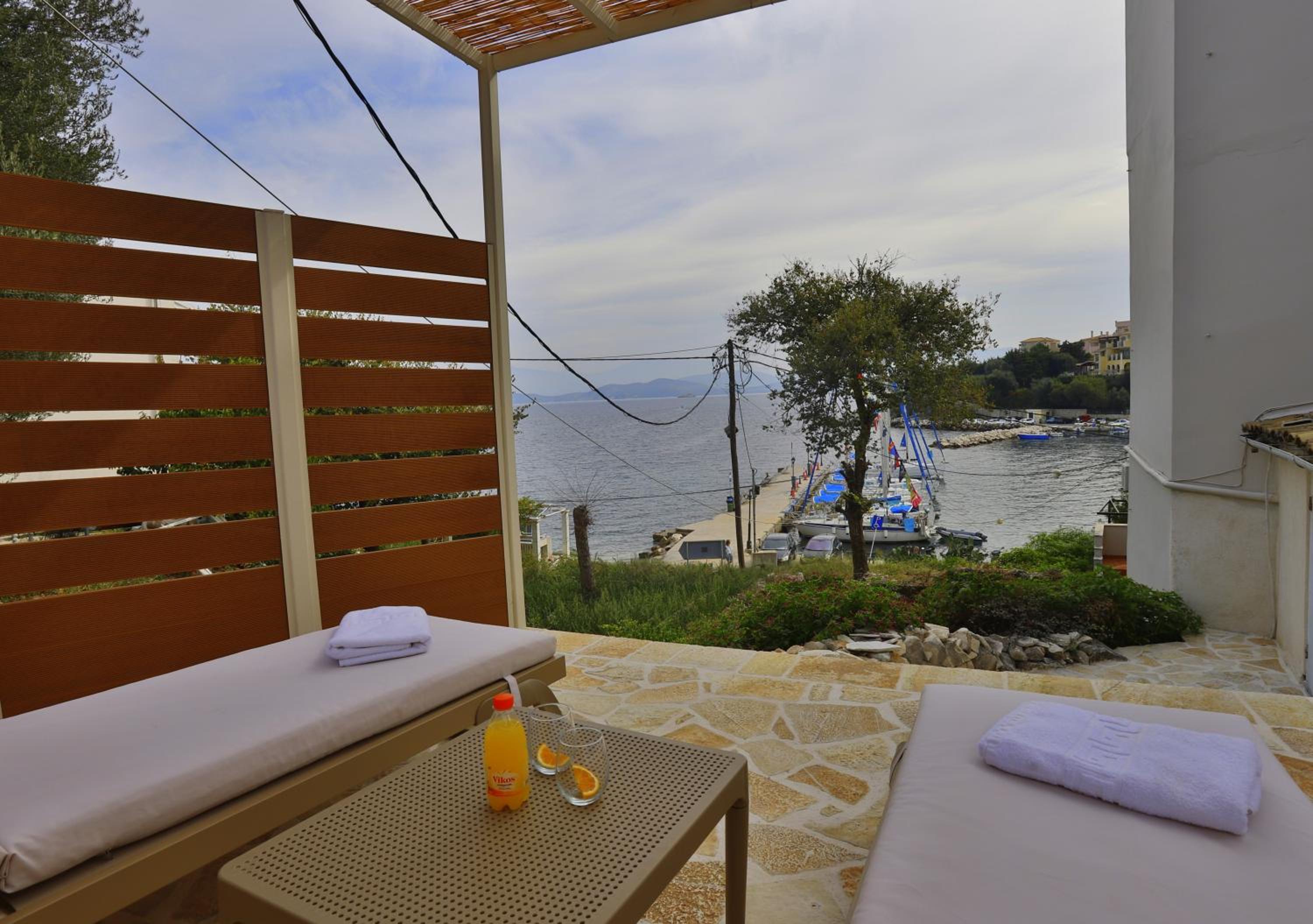 Kassiopi Seafront Elegant Apartments