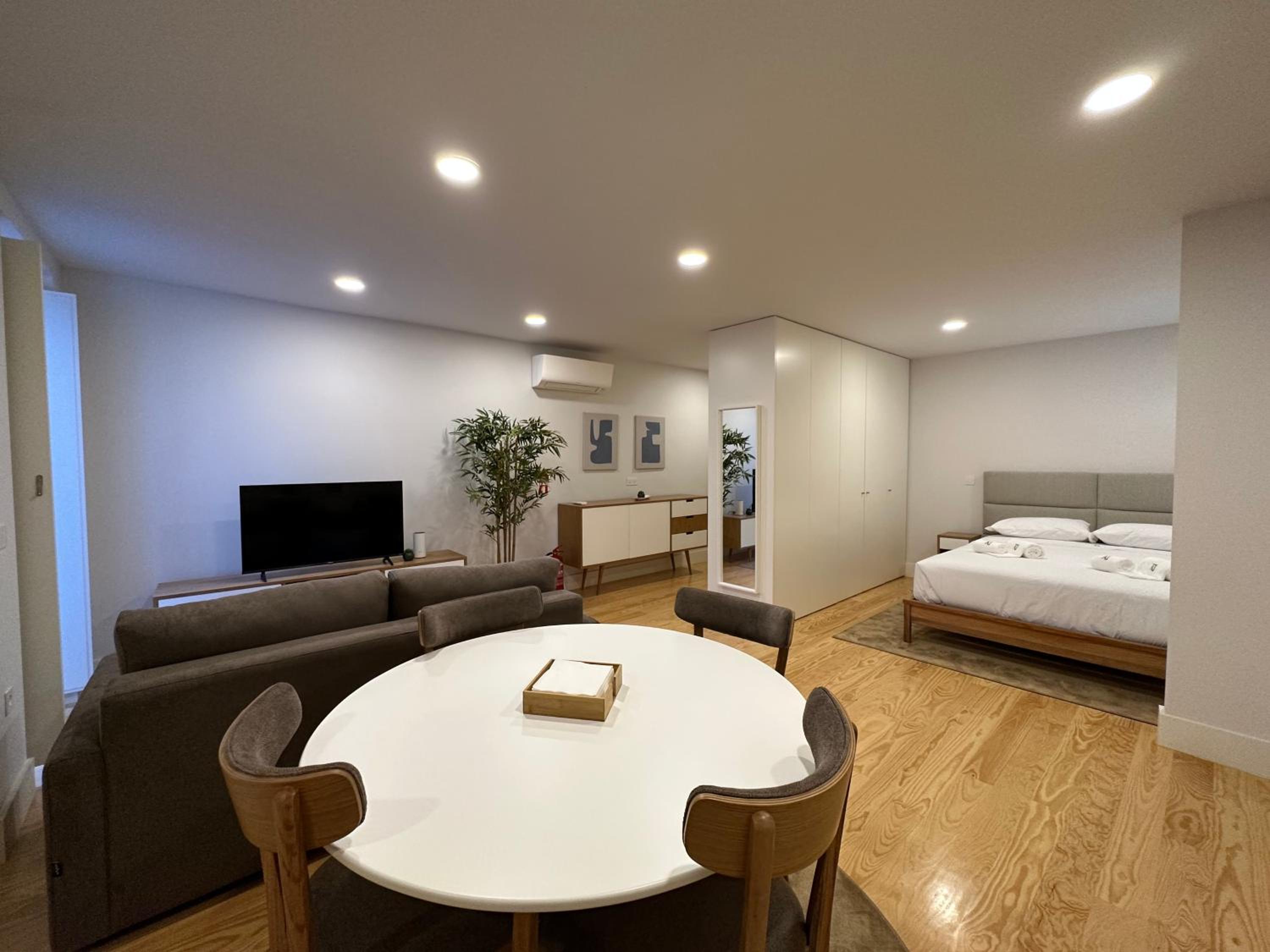 SM APARTMENTS view 3
