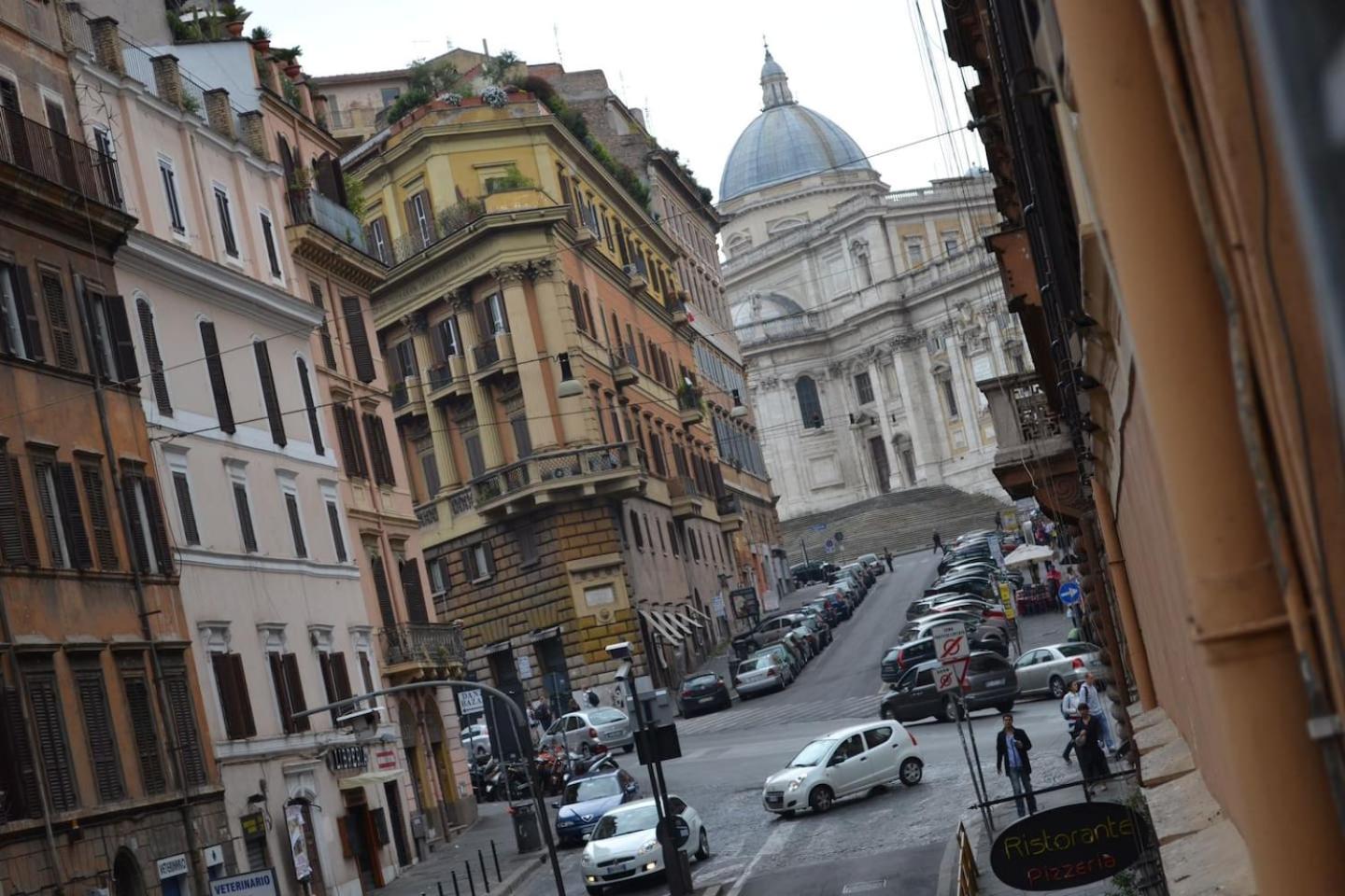 Lovely studio near the Colosseum