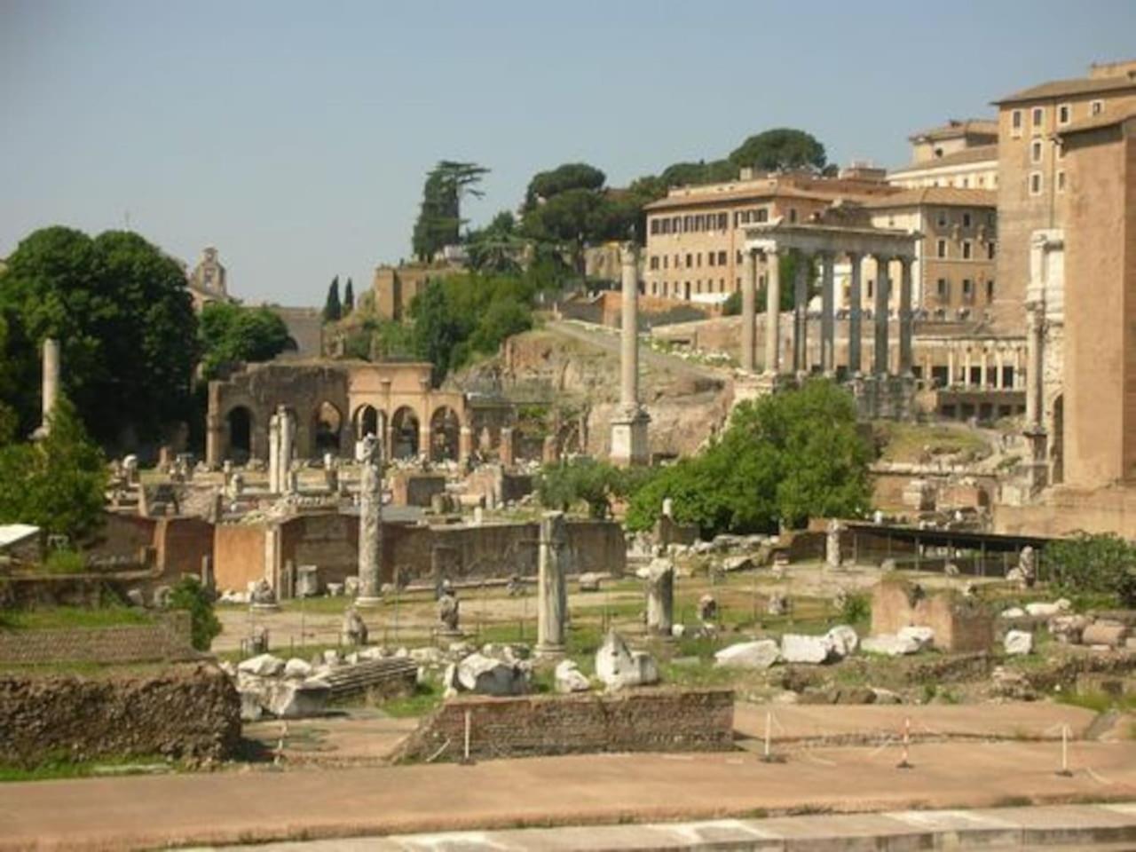 Lovely studio near the Colosseum