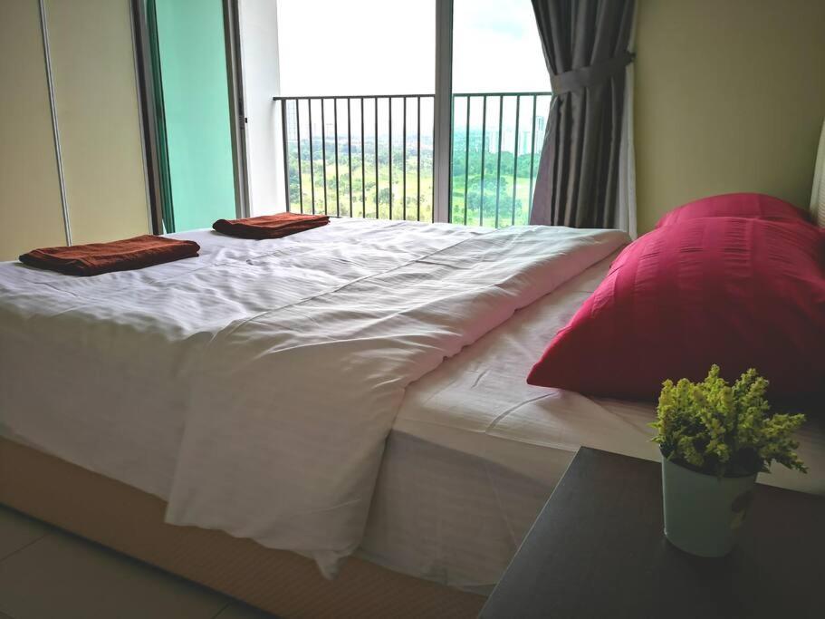 5min Mid Valley Southkey 10min KSL CIQ River View