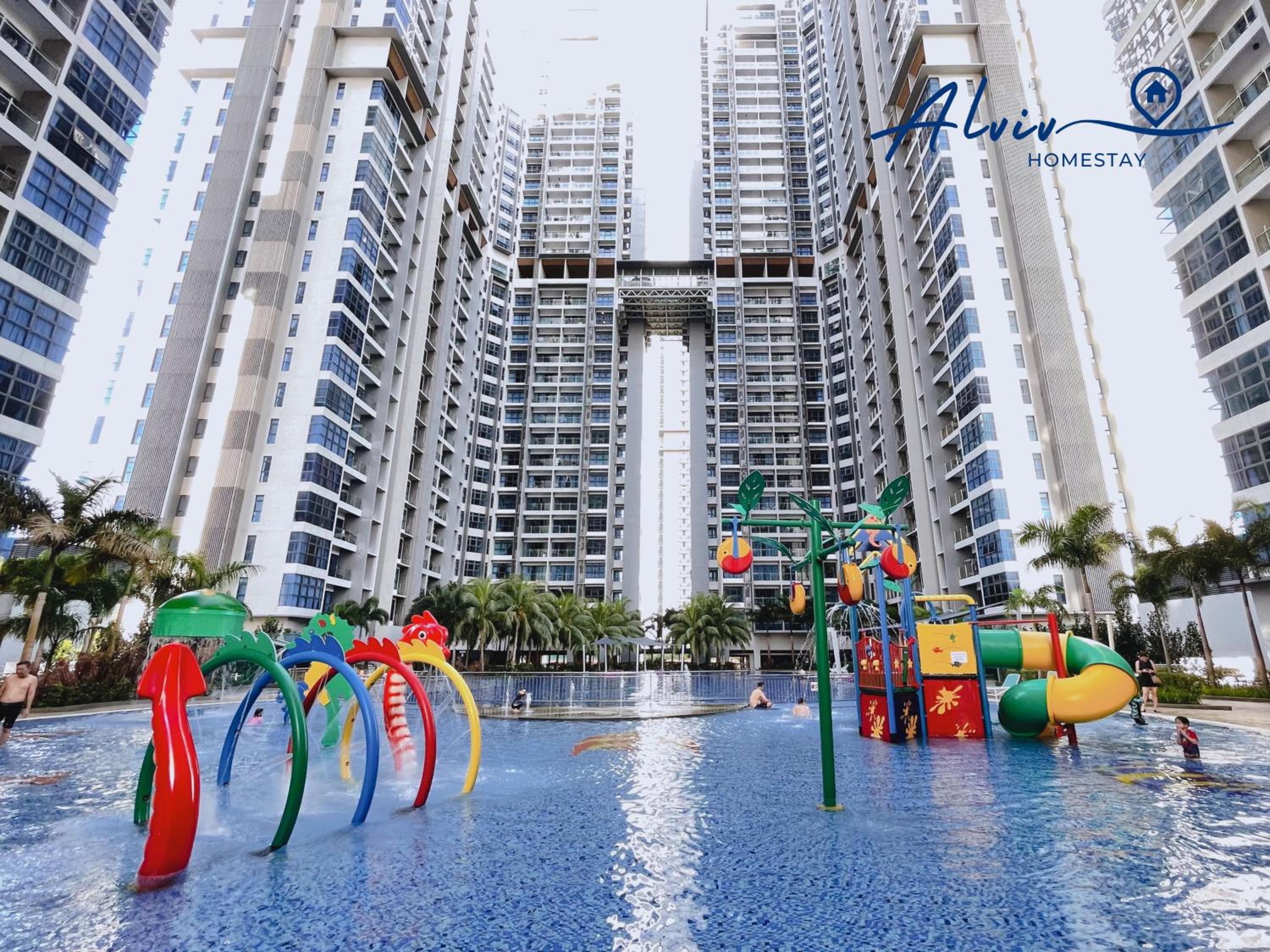 Atlantis Melaka I 5-10pax I 5min JonkerSt BY Alviv Management photo 1