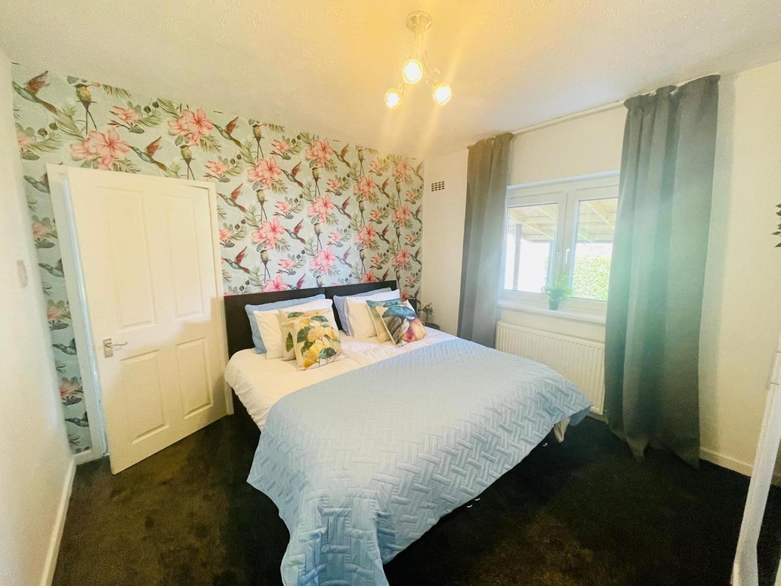 Mitchell Apartment by Klass Living Coatbridge view 3