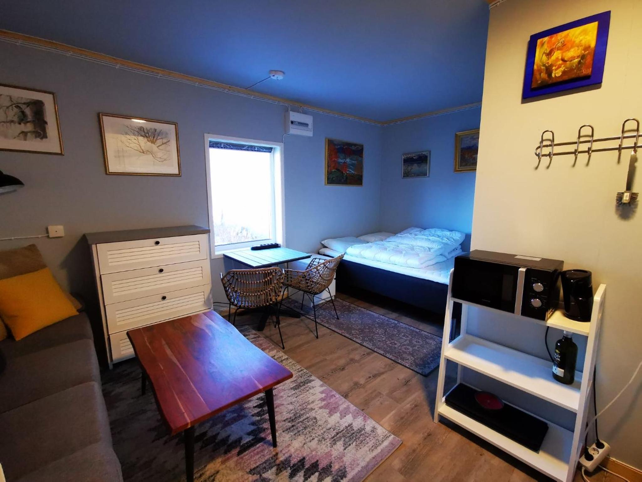 Abisko Guesthouse & Activities