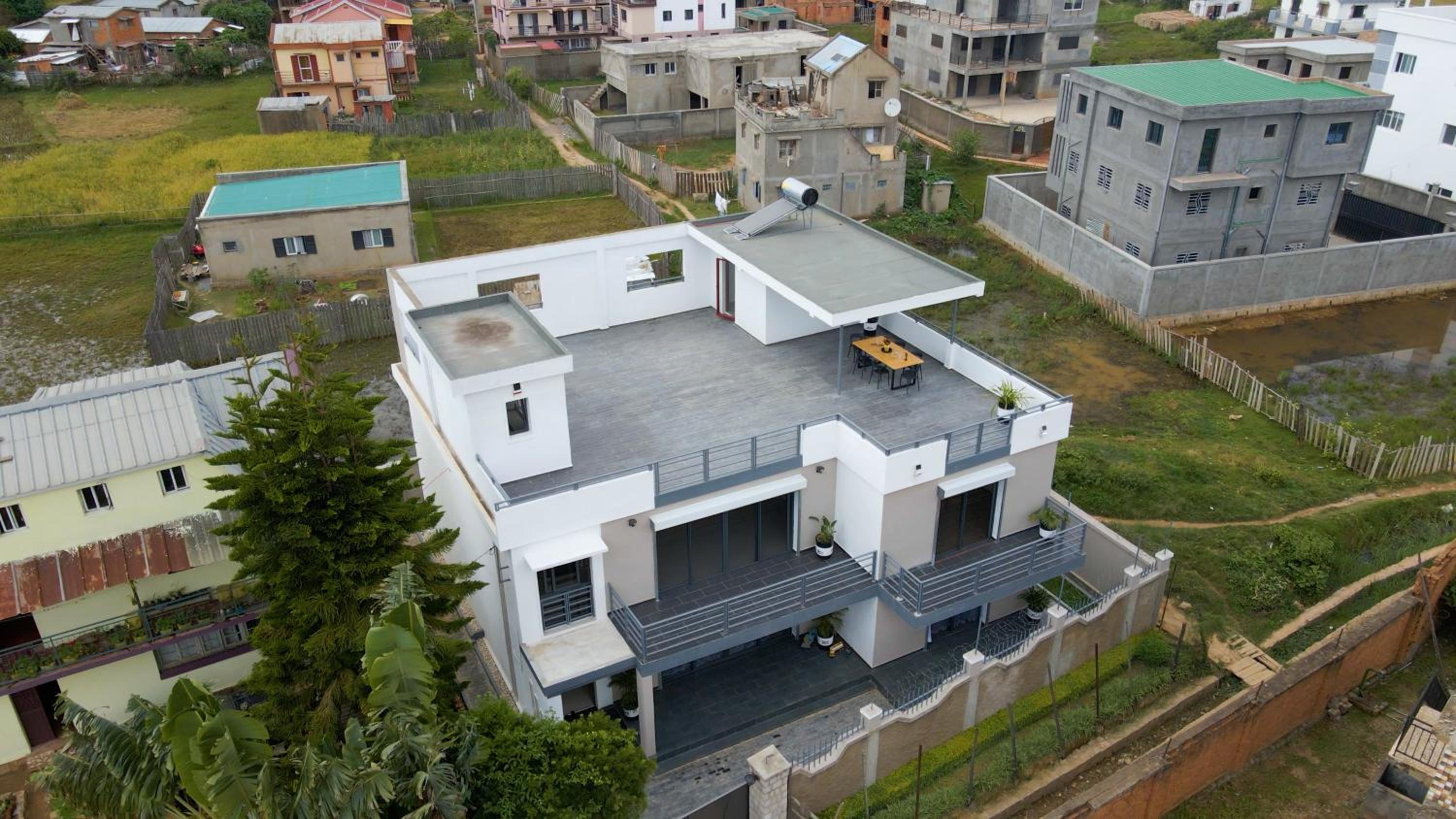 Ampifitia Guest House