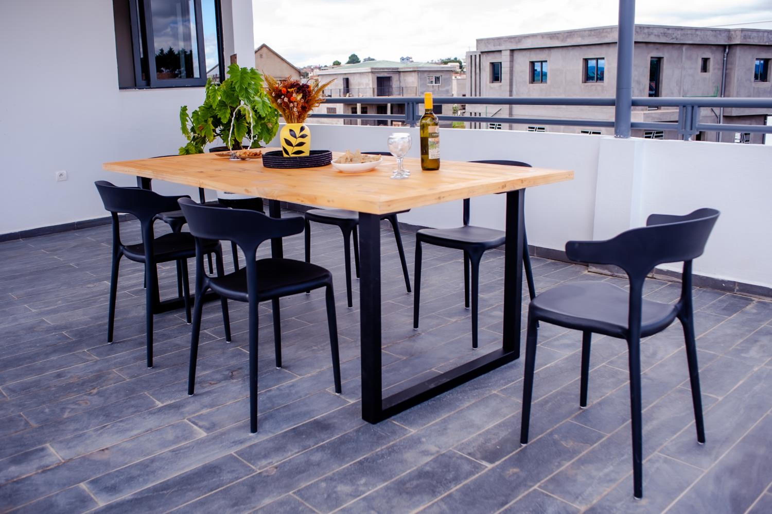 Ampifitia Guest House