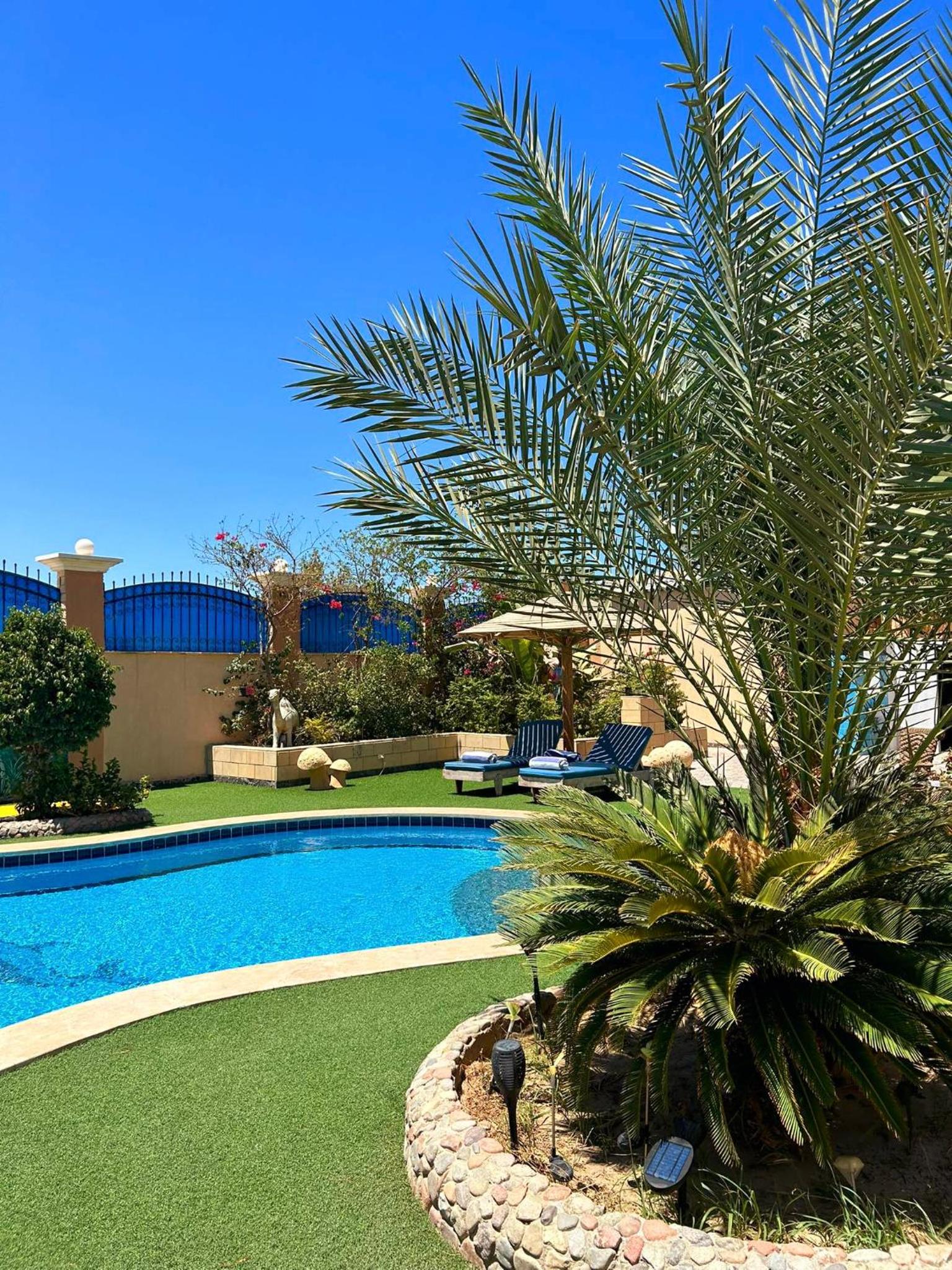 Royal Home luxury 6pers villa with private pool view 4