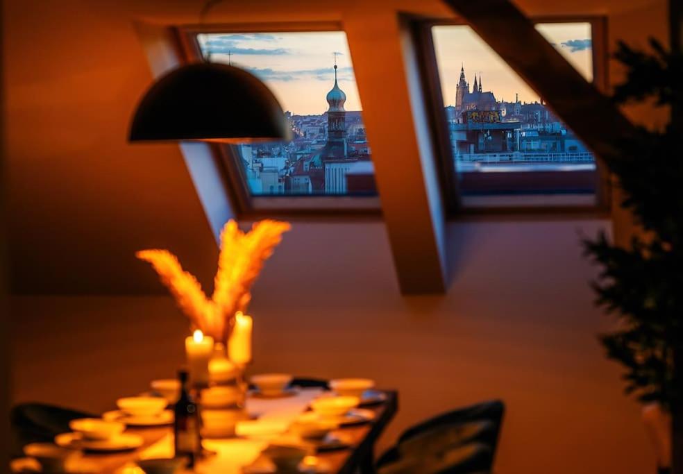 6BR Castle V!EWS A/C luxury Dolce Vita apartment