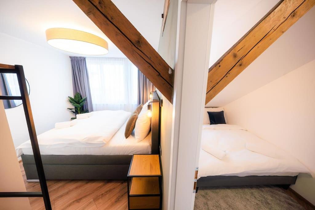 6BR Castle V!EWS A/C luxury Dolce Vita apartment