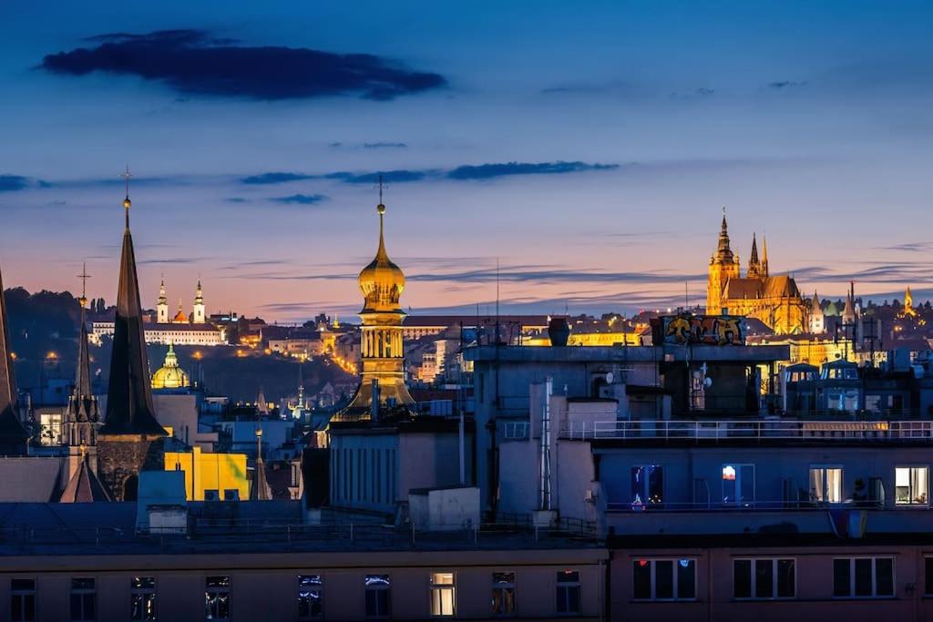 6BR Castle V!EWS A/C luxury Dolce Vita apartment