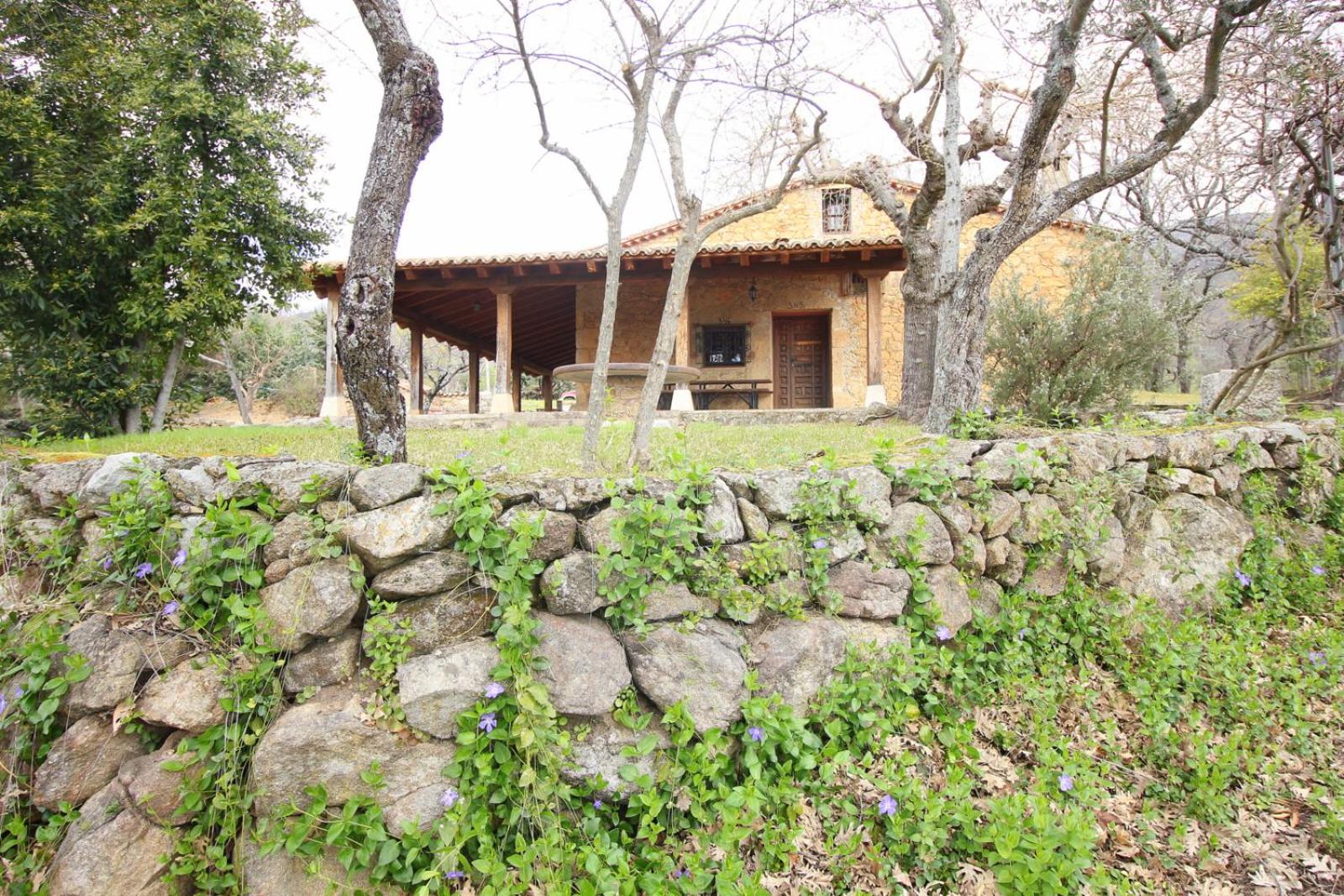 CASA PARVATHI CANDELEDA