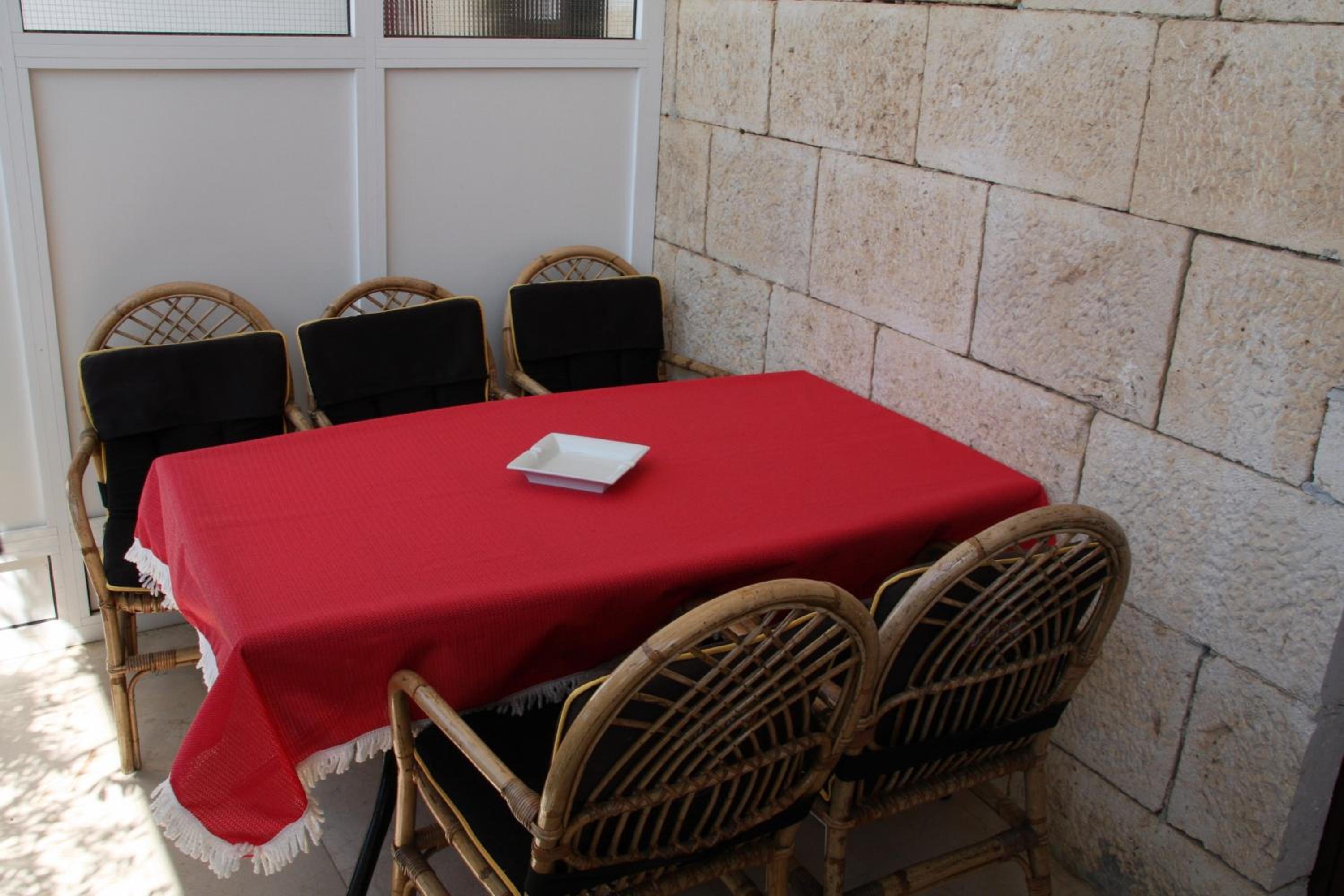 Photo 50
