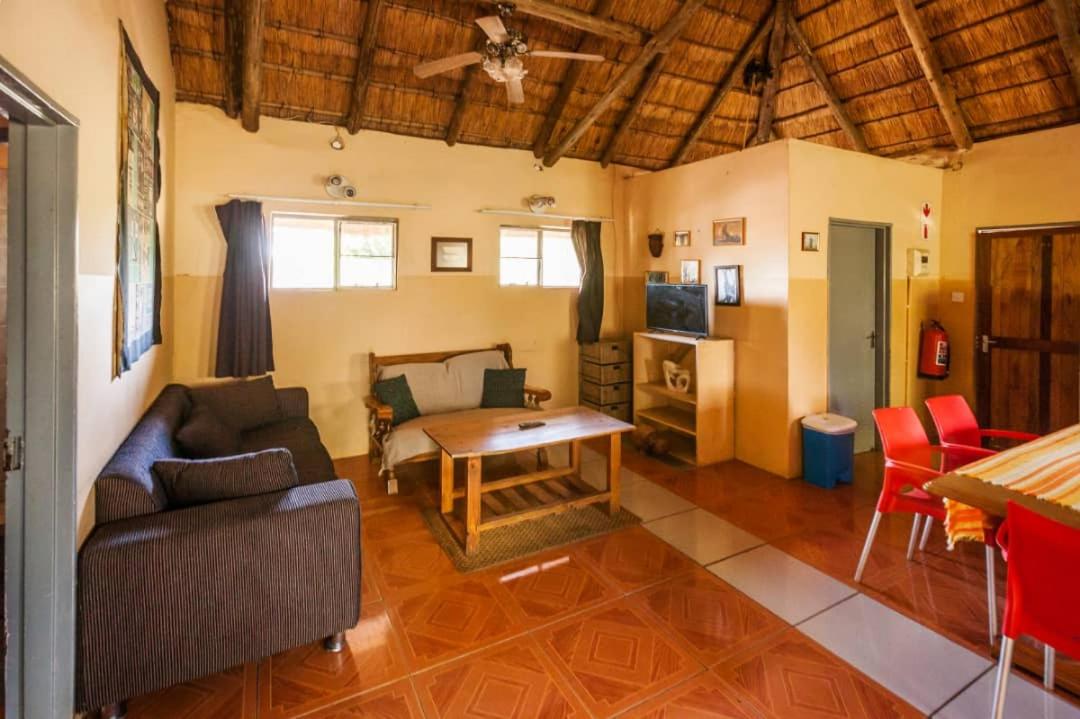 African Sunsets (Bophirimo Self-Catering Guest House)