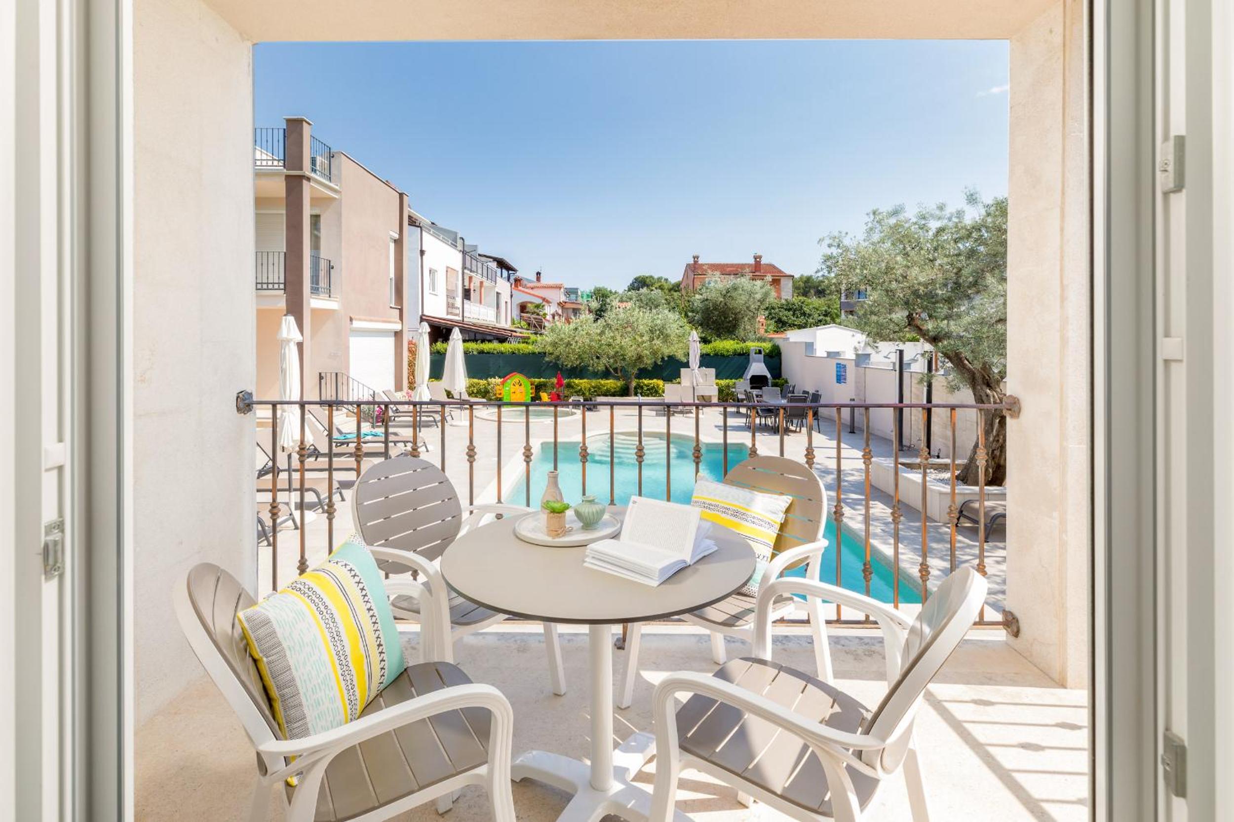 Apartments Villa Nina