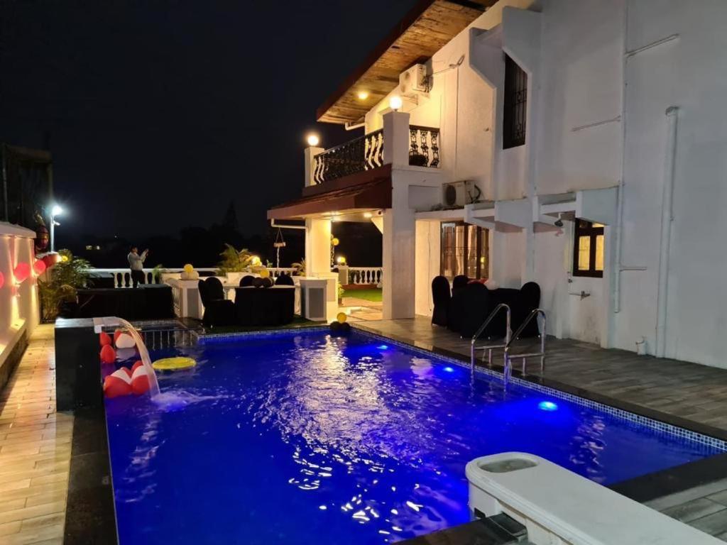 Godzilla Villa