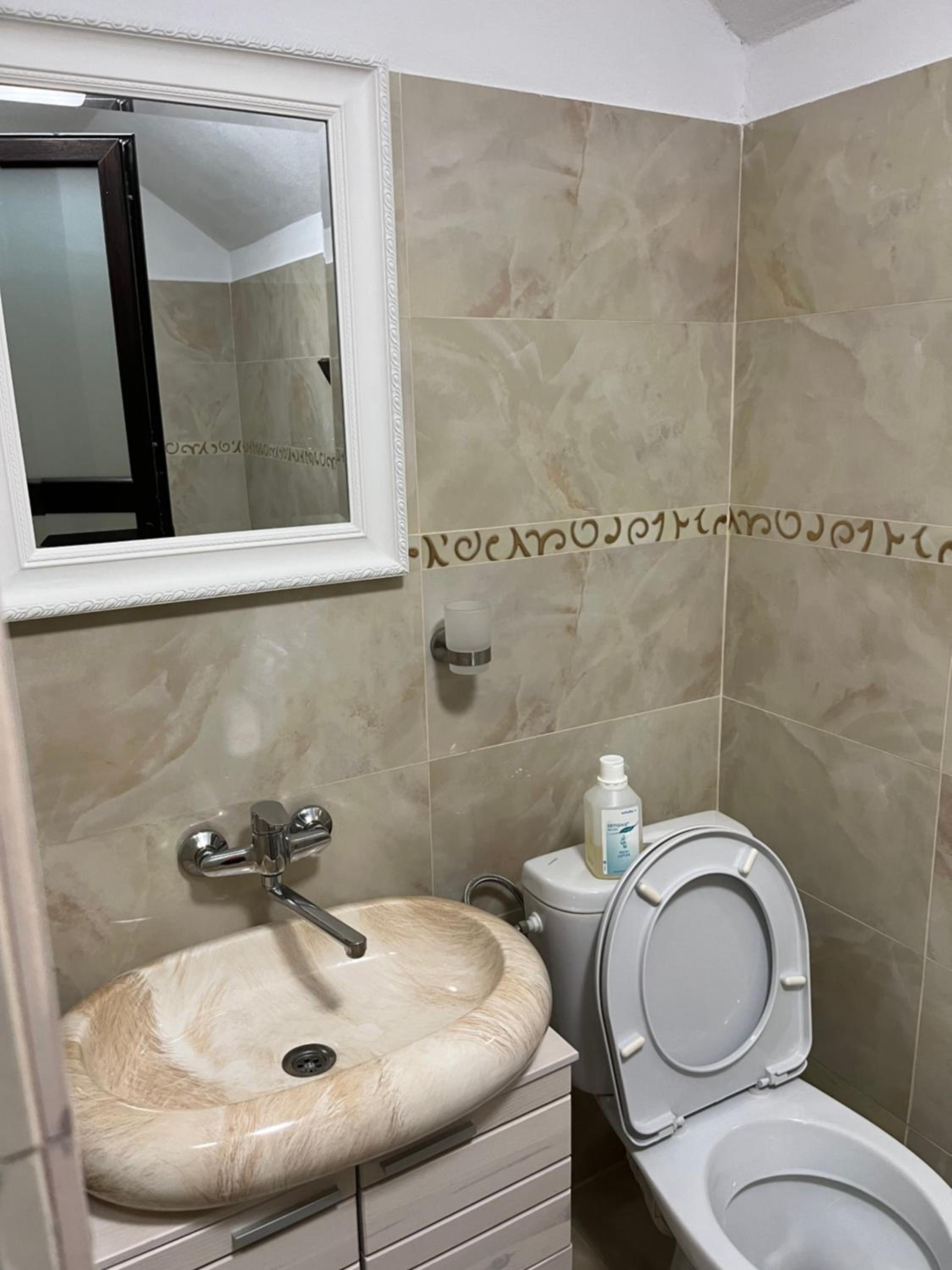 Photo 49