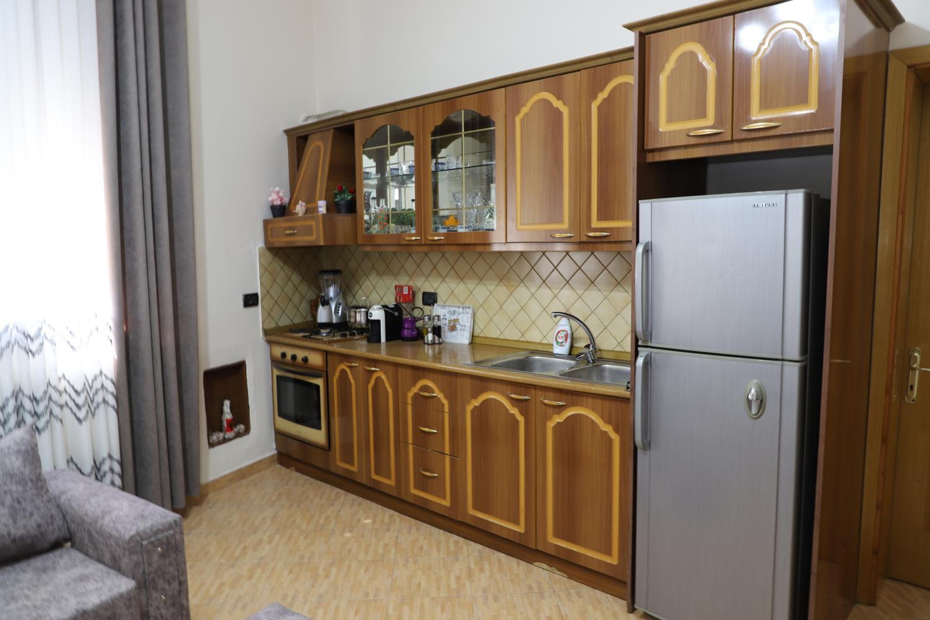 Dogra Apartment In City Centre