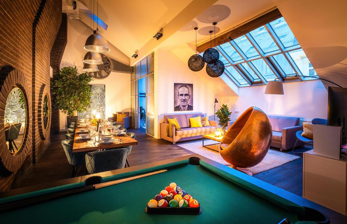 5BR+2Bath Old Town Industrial Penthouse, A/C