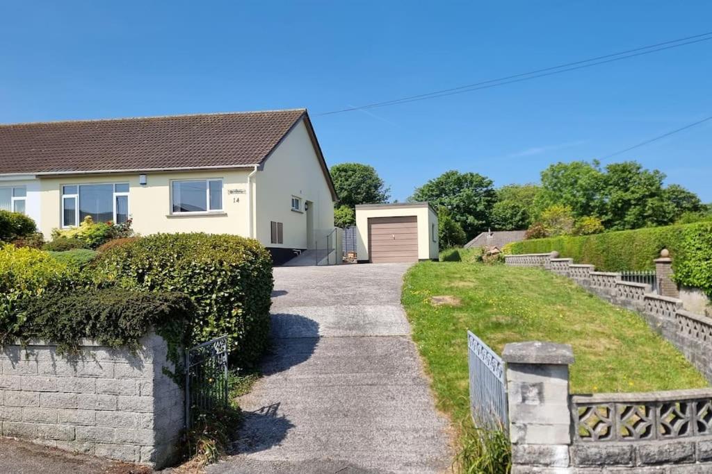 Cornish Village Getaway view 3