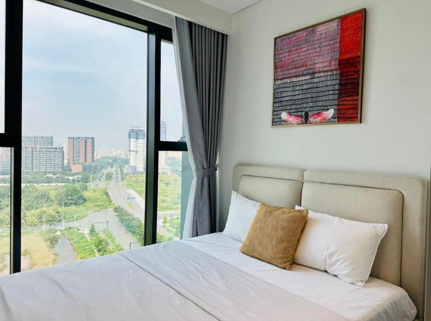 THE CREST-Central Saigon Riverside -Free POOL-GYM-SAUNA Room-YOGA Room