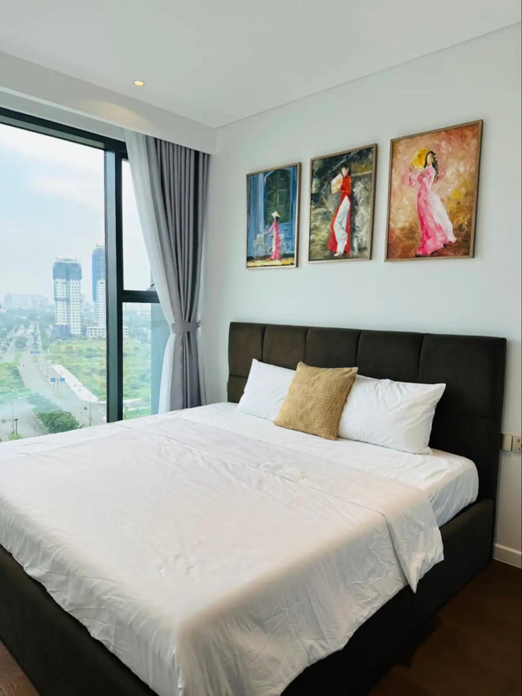 THE CREST-Central Saigon Riverside -Free POOL-GYM-SAUNA Room-YOGA Room