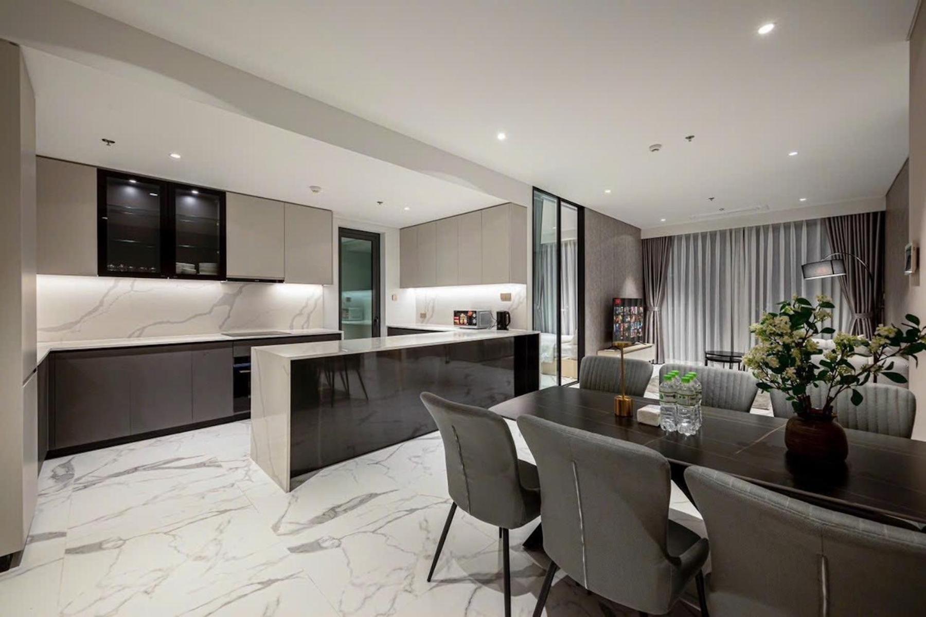 THE CREST-Central Saigon Riverside -Free POOL-GYM-SAUNA Room-YOGA Room