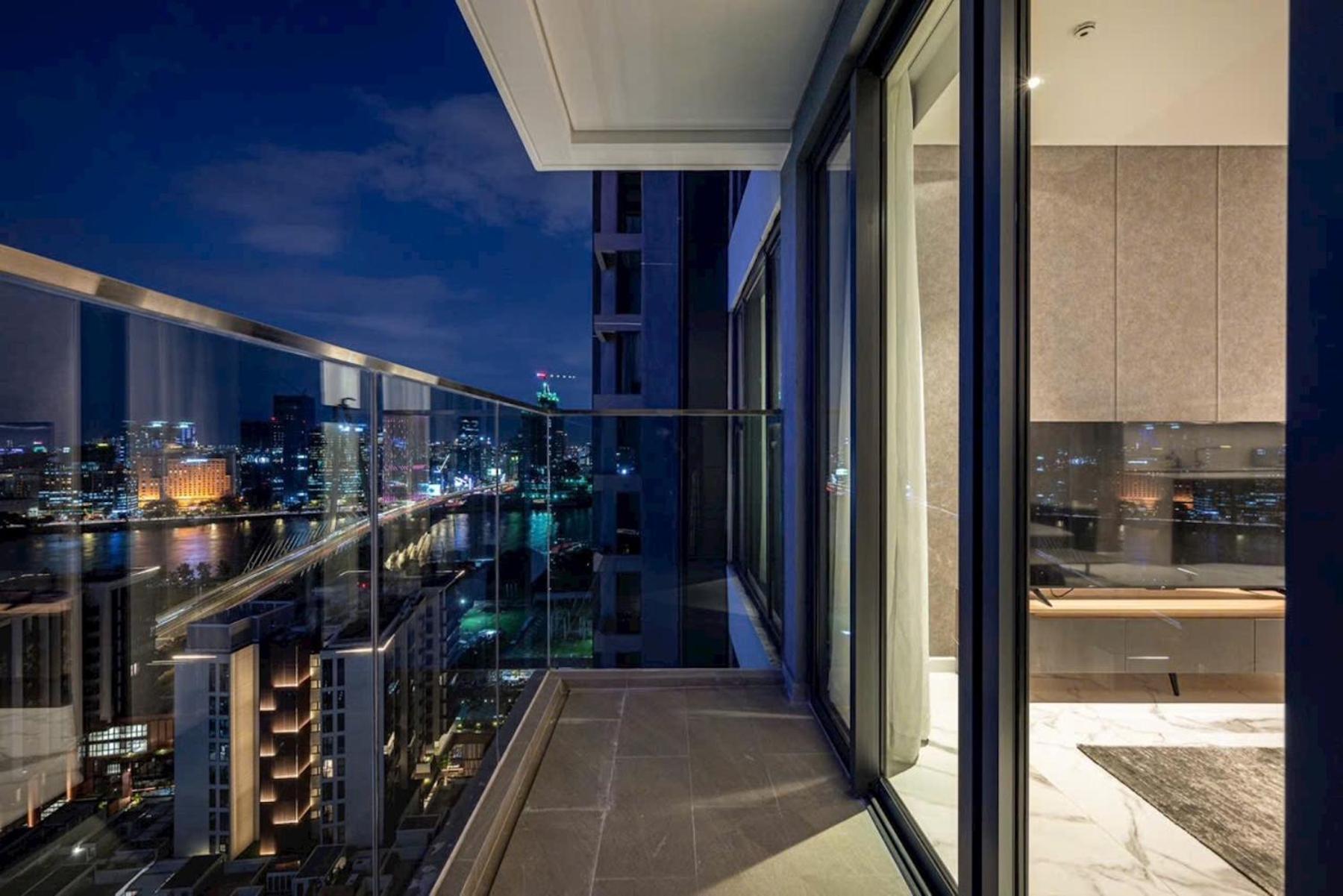 THE CREST-Central Saigon Riverside -Free POOL-GYM-SAUNA Room-YOGA Room