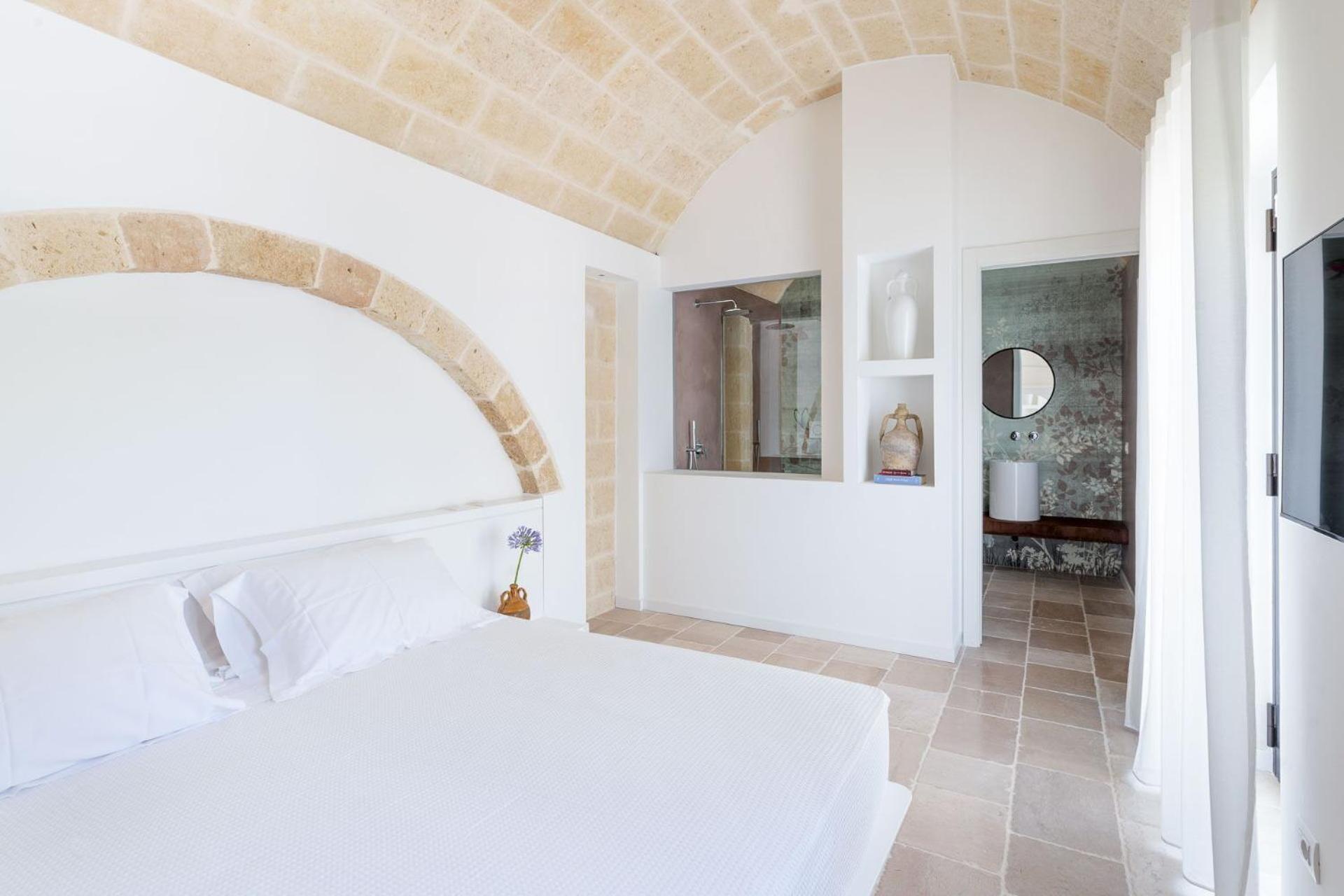 Mastropà Exclusive Palace by Raro Villas view 3