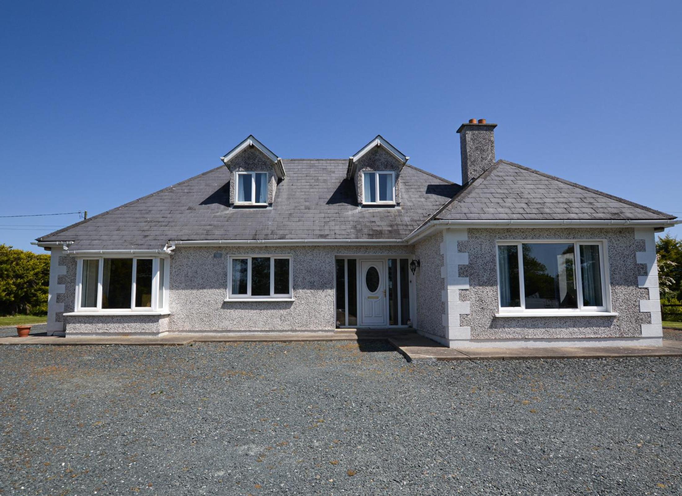 Ballygarrett Holiday Home by Trident Holiday Homes view 4