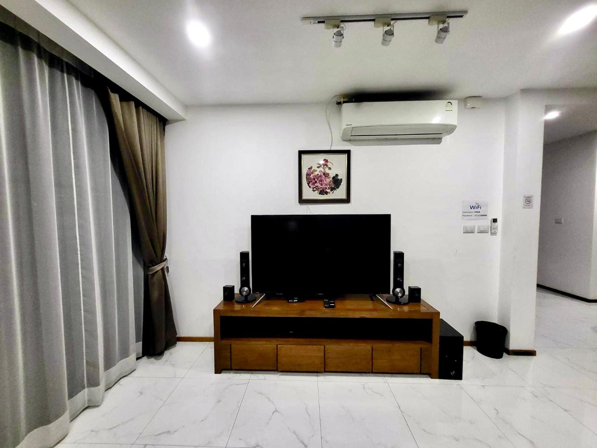 Chic Villa 6