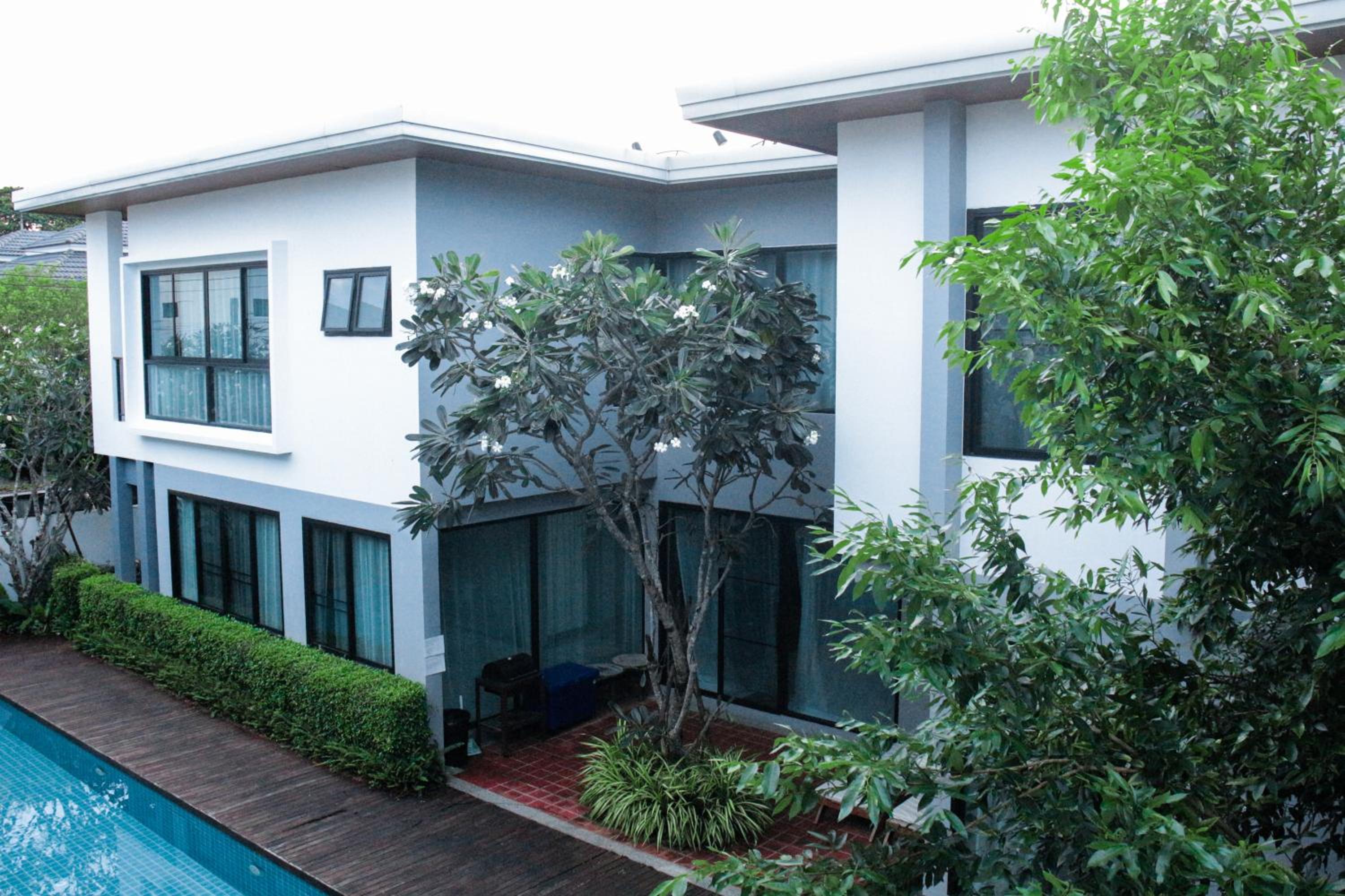 Chic Villa 6