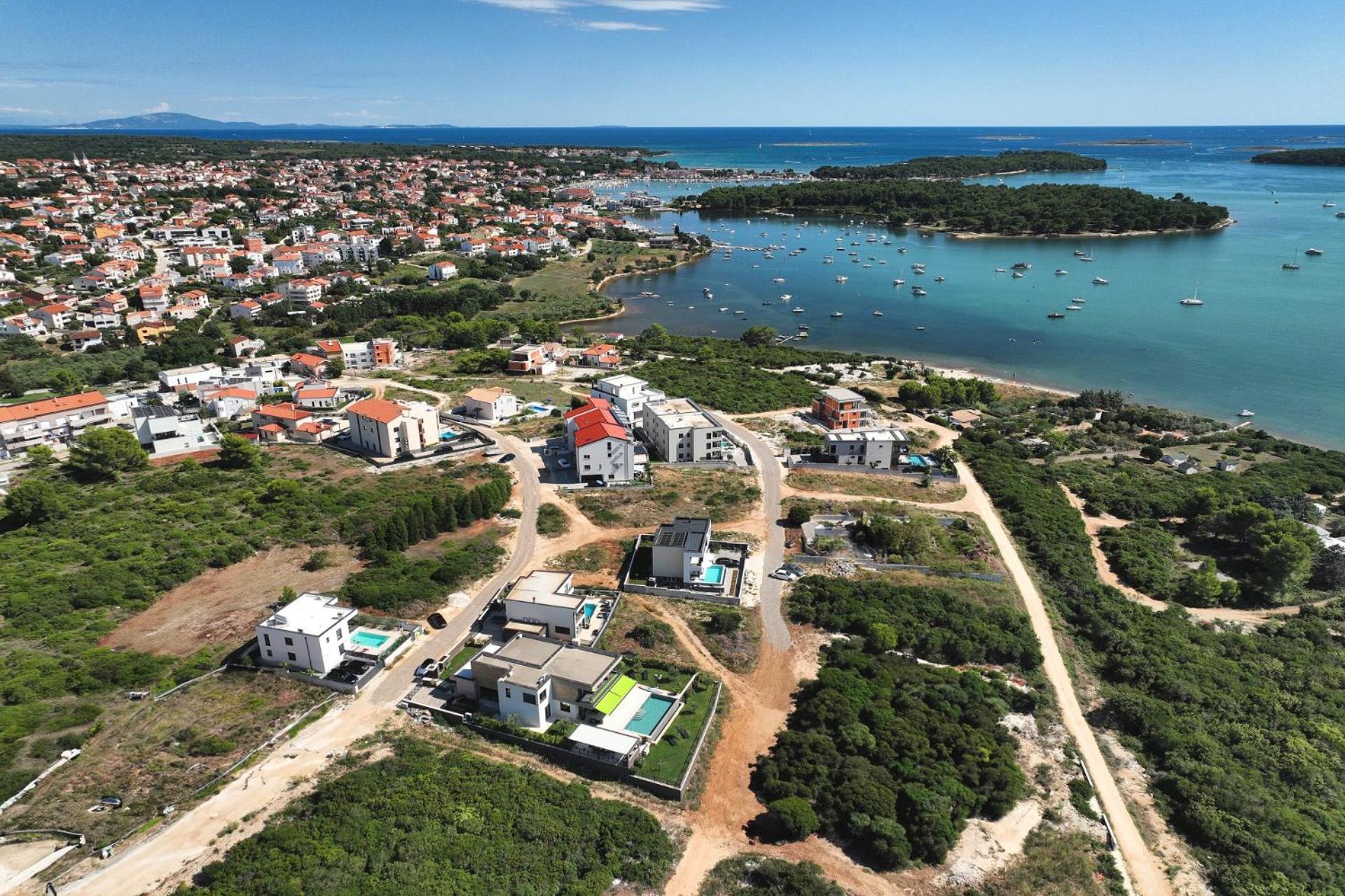 Luxus Villa La Casaccia mit Meerblick - by Istrabook