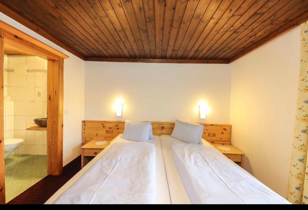 Hochwart Hof Bed & Breakfast