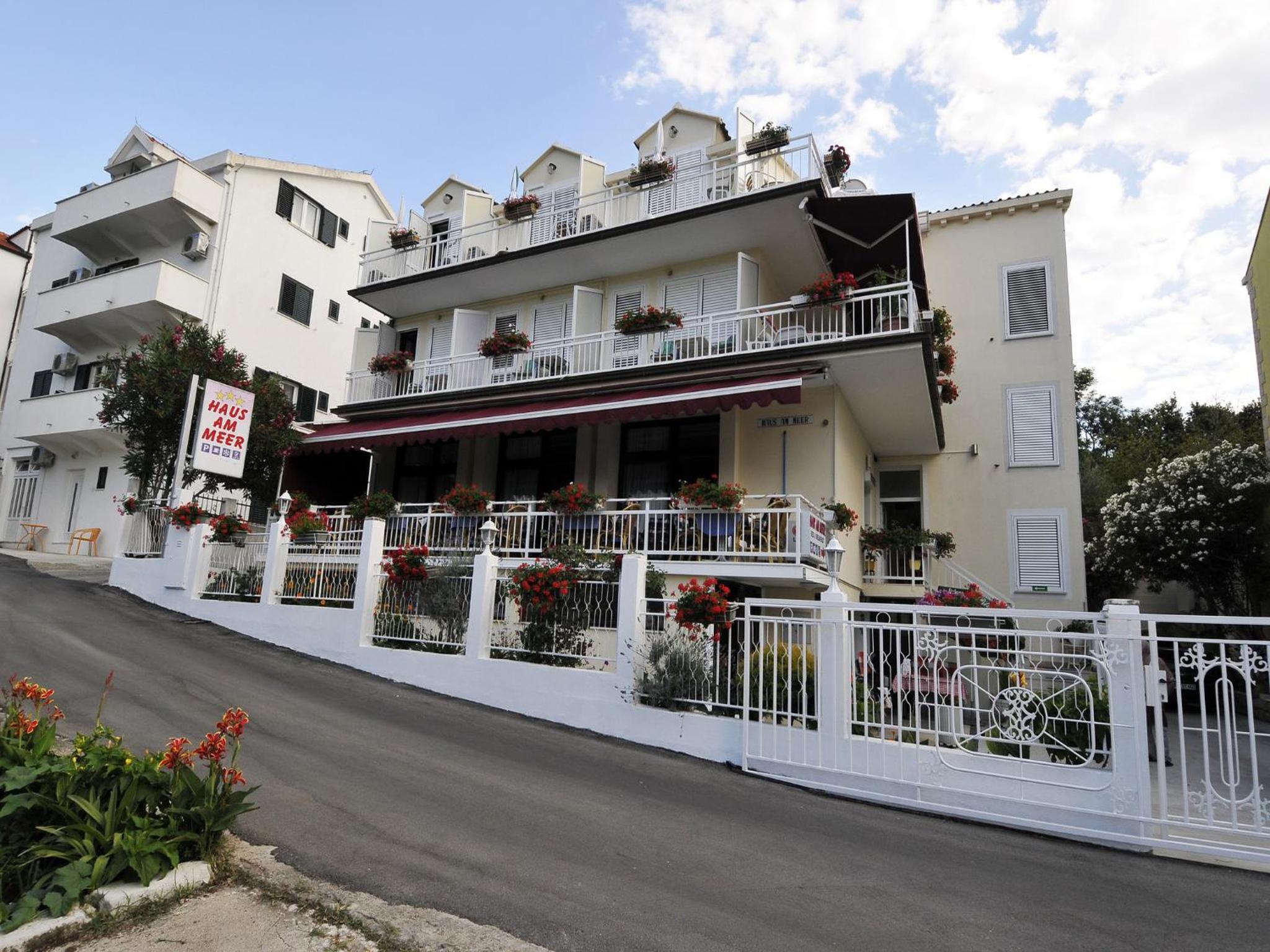 Cavtat Vacations - Hotel Haus Am Meer Cavtat - Property Image 1