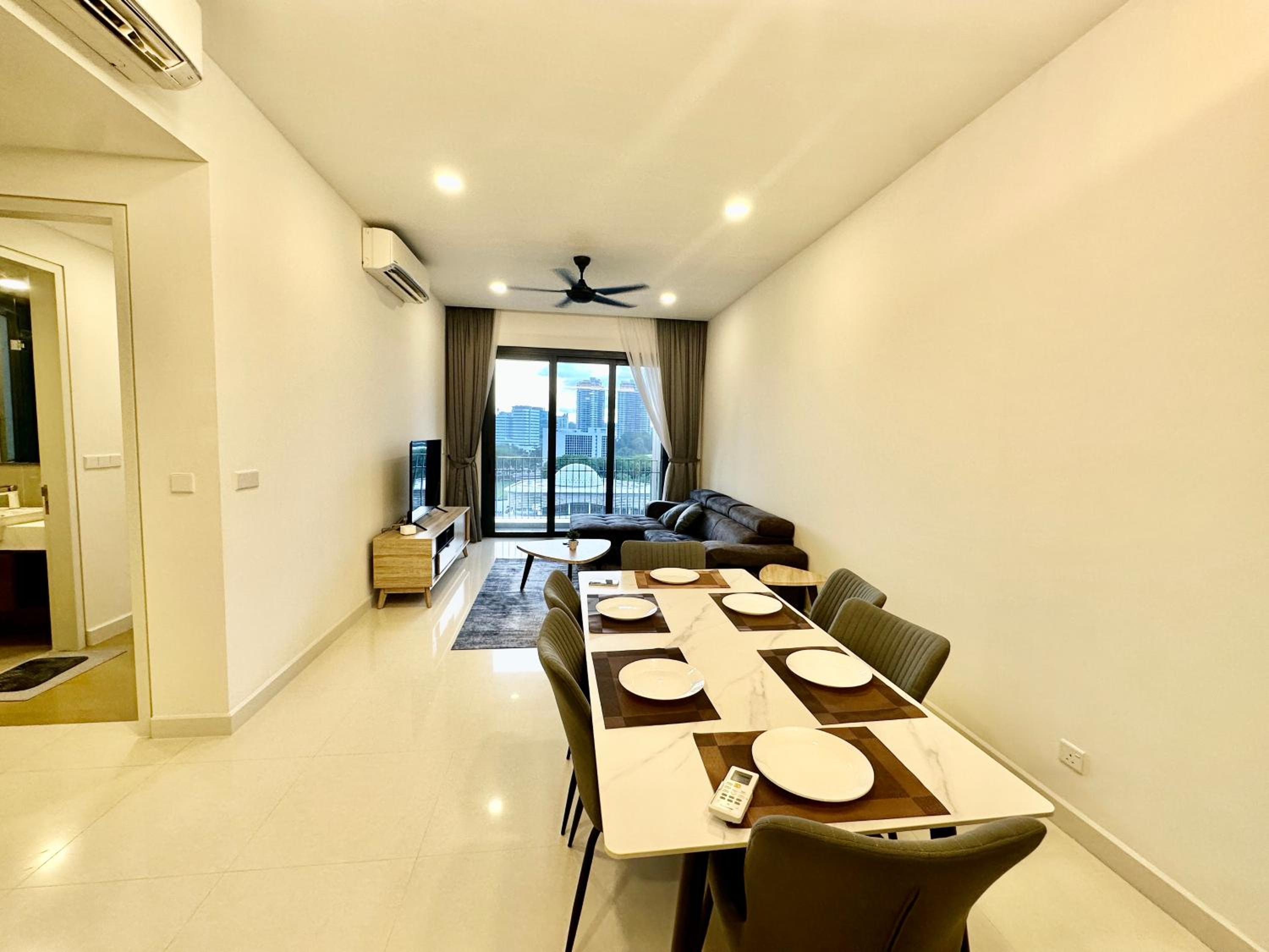 KL Eco City Apartment by Homeizing