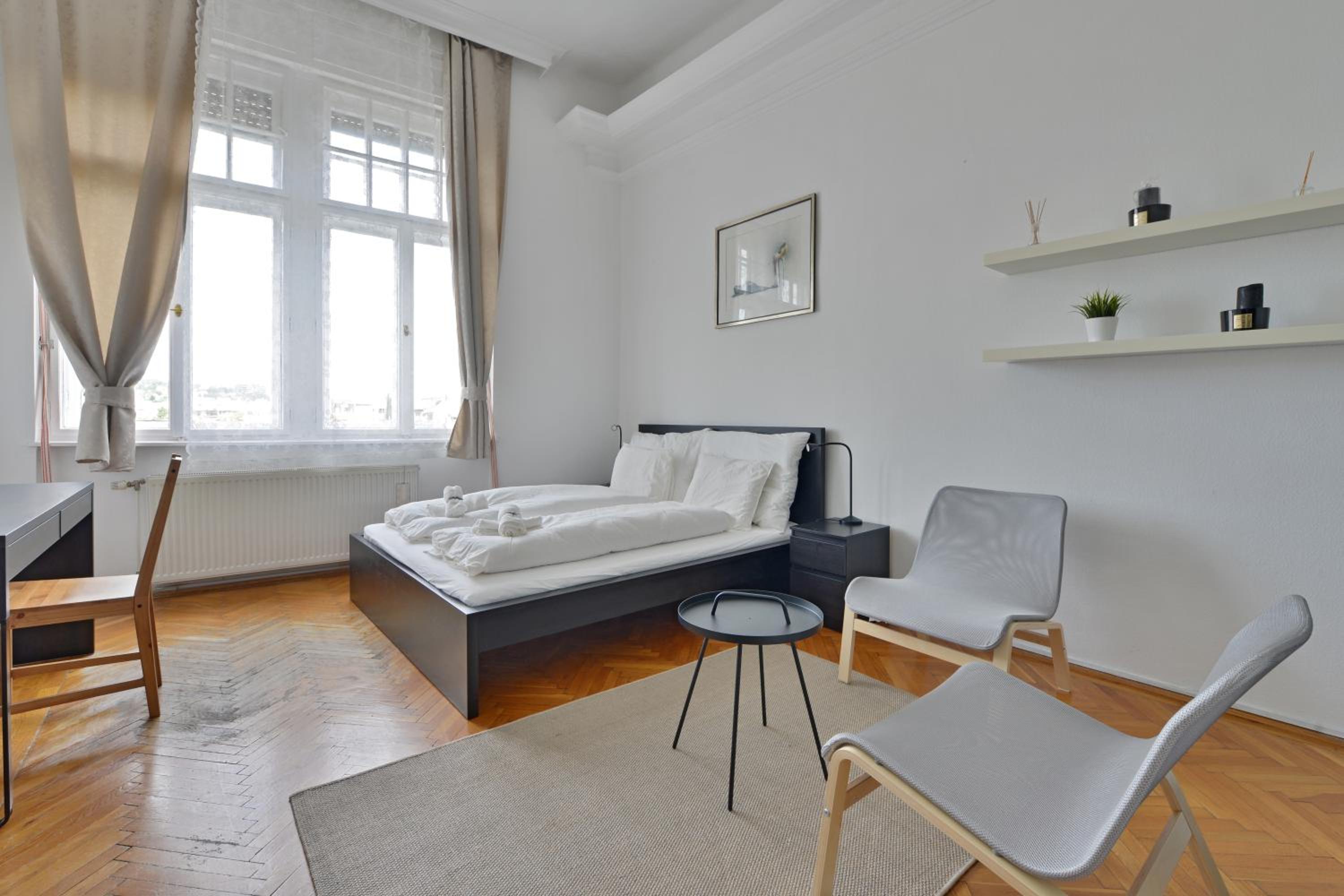 Buda Apartman house 8