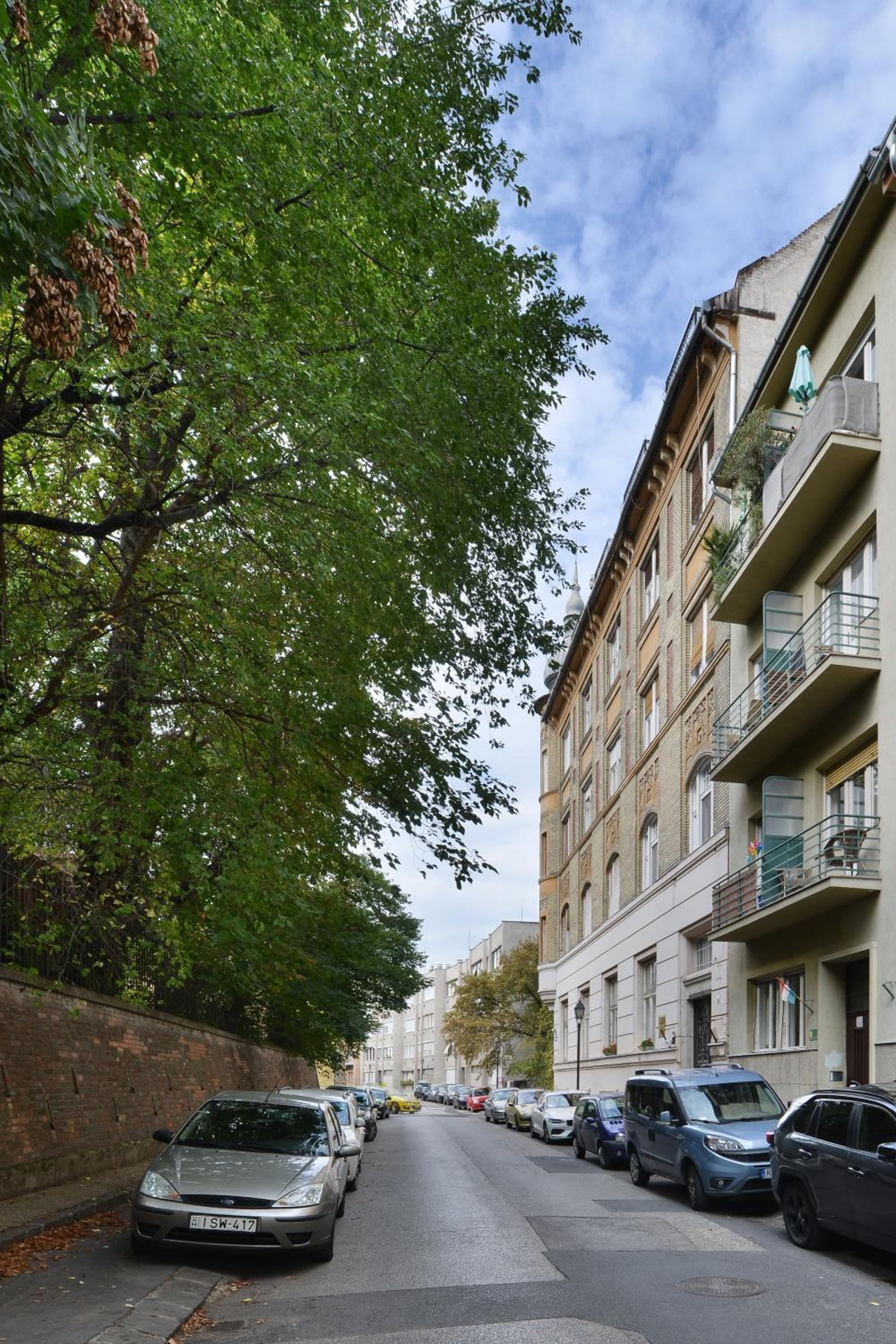 Buda Apartman house 8
