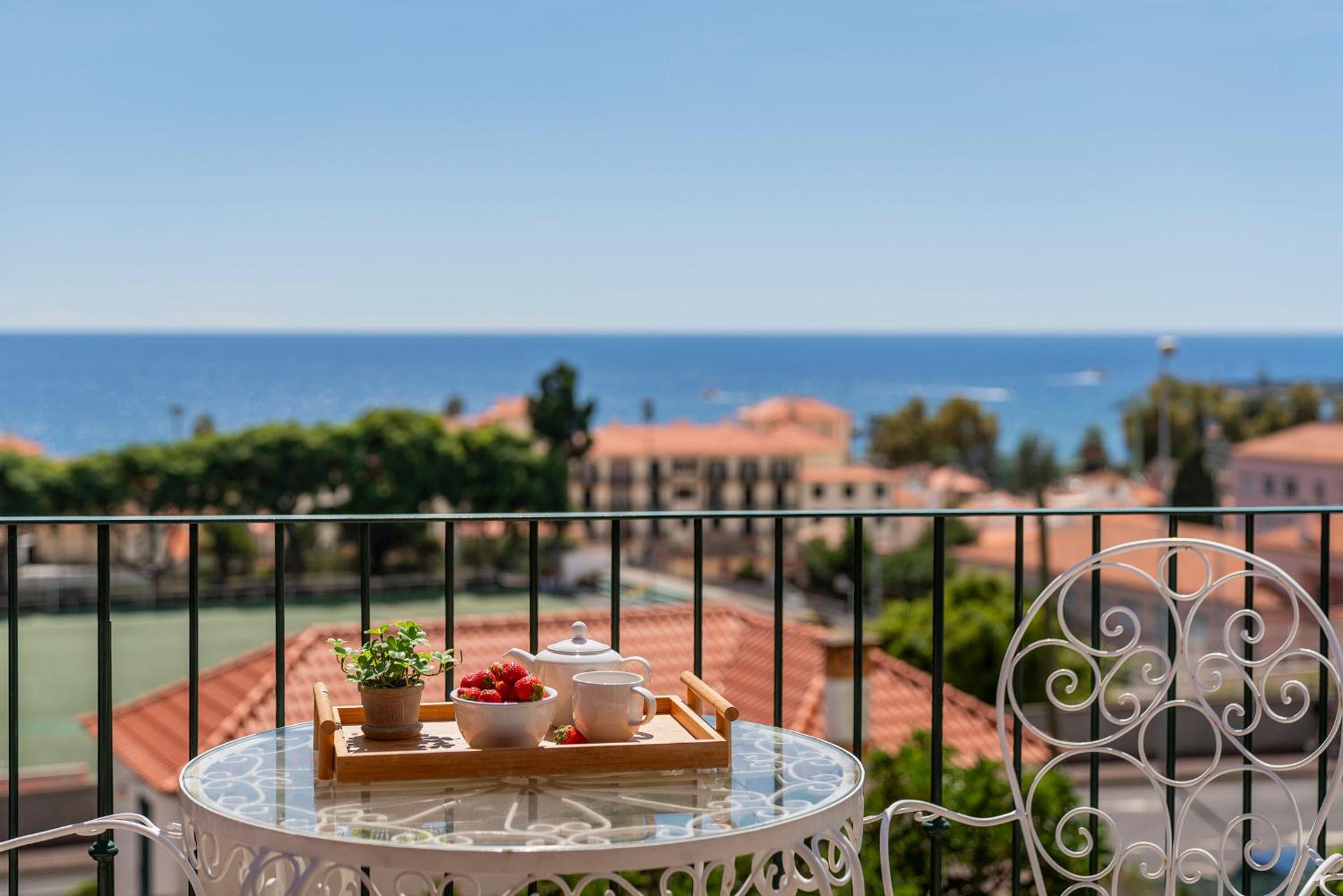 Casa Strelitzia by An Island Apart view 4