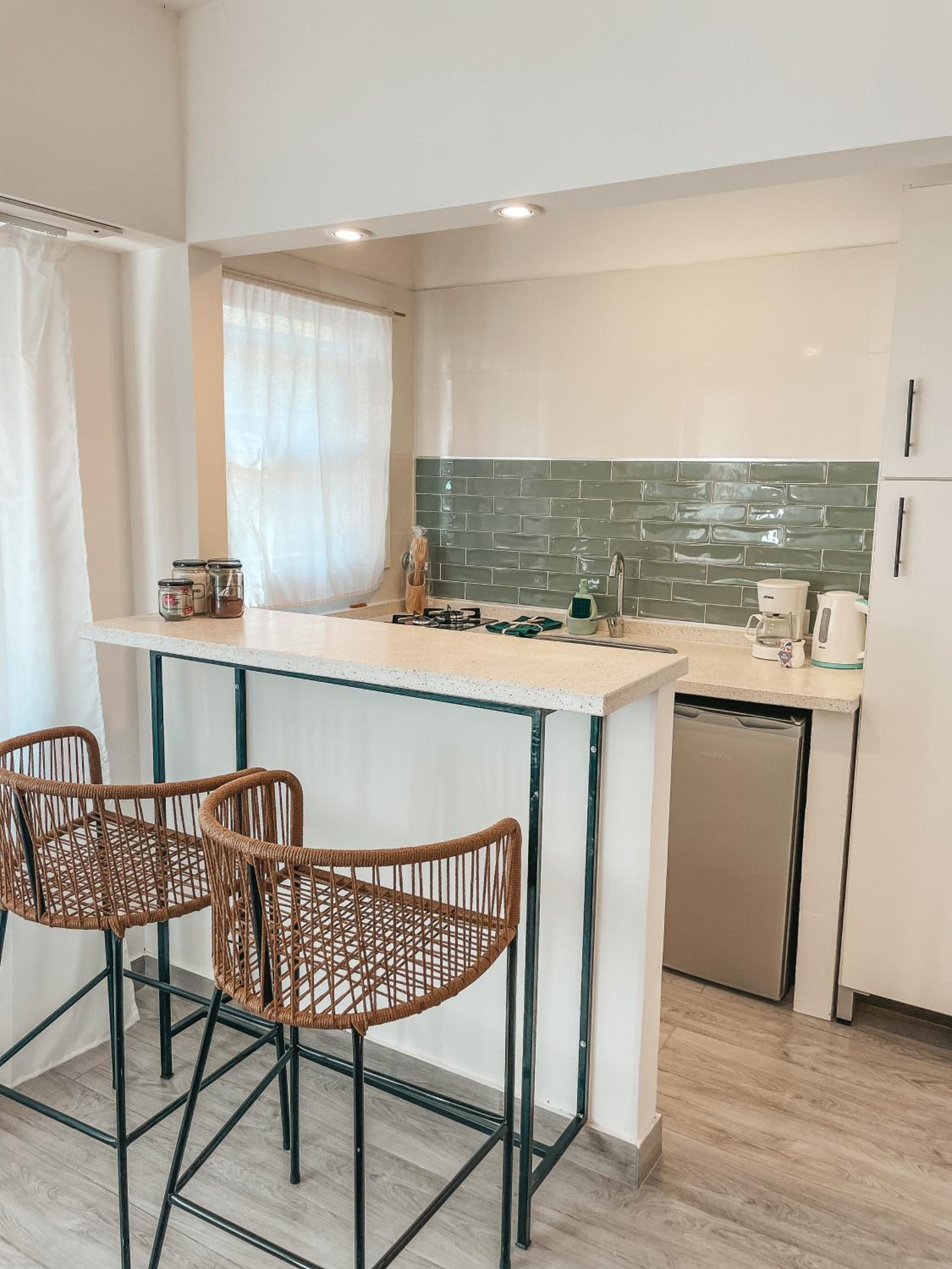 Monoambiente NUEVO zona Guemes/Aldrey