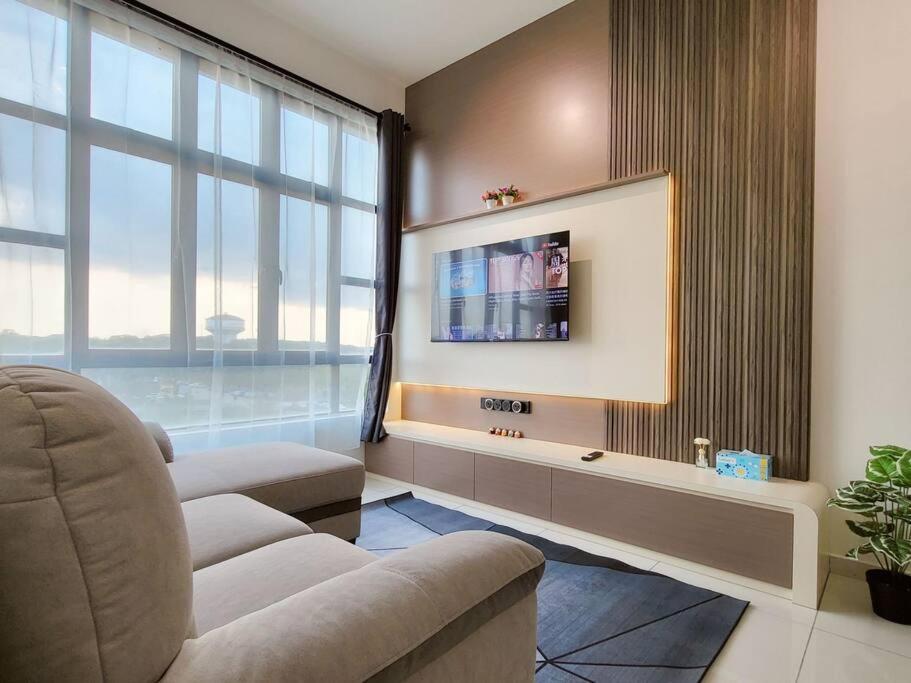 D'Summit Tropika - 2 Rooms 4 Pax, Free Parking