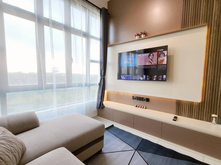 D'Summit Tropika - 2 Rooms 4 Pax, Free Parking