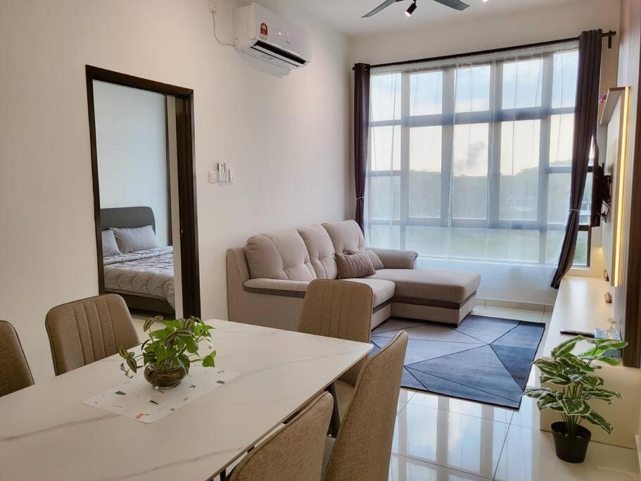 D'Summit Tropika - 2 Rooms 4 Pax, Free Parking