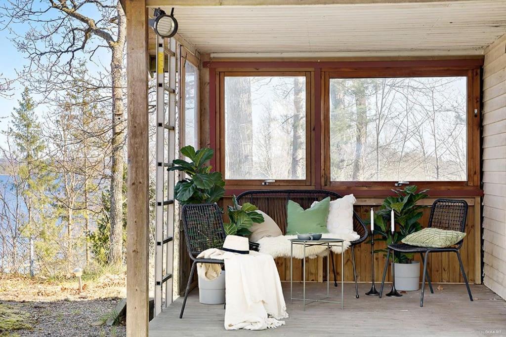 Sjönära hus med grillstuga & vacker omgivning