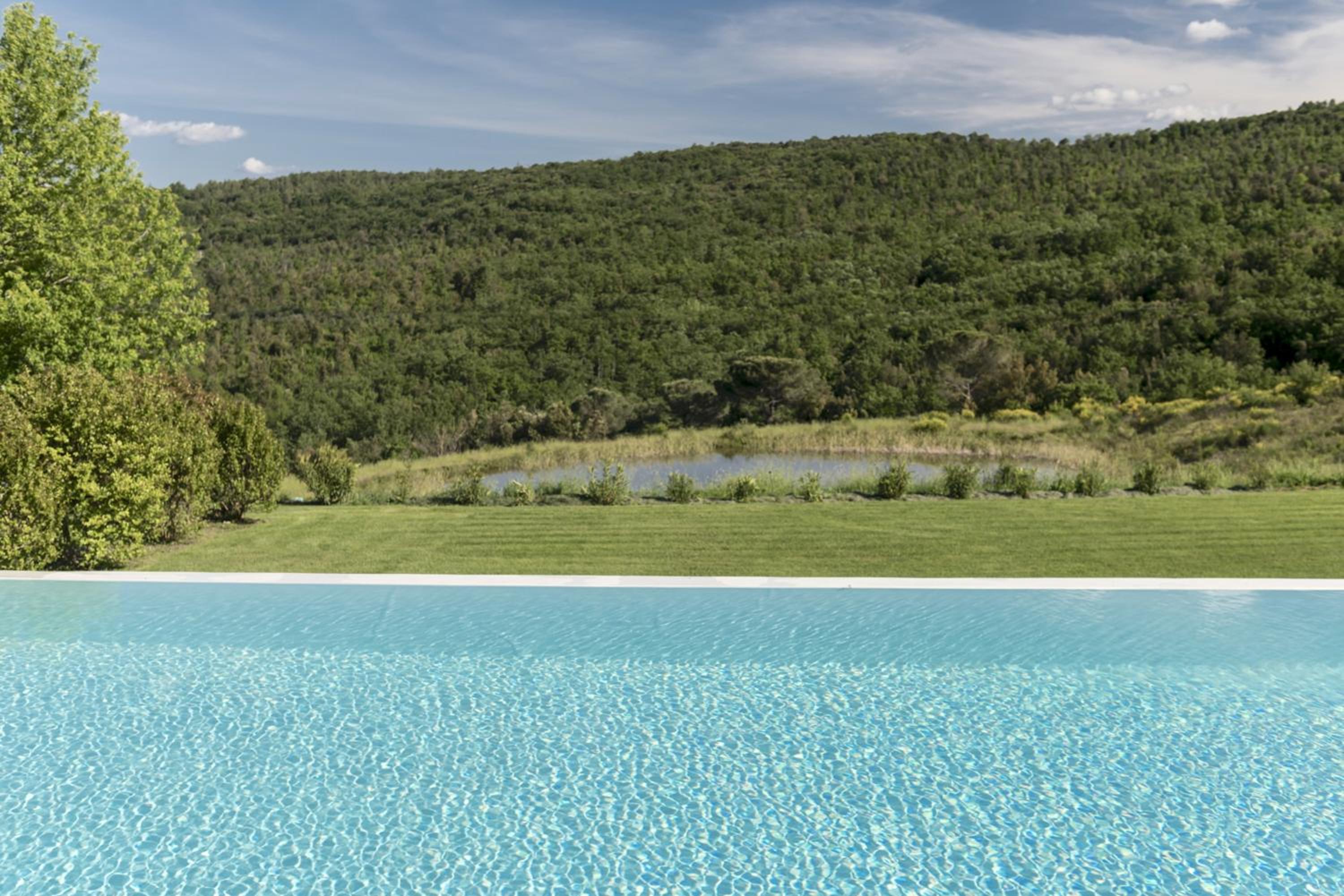 Quaint house in Murlo with shared pool